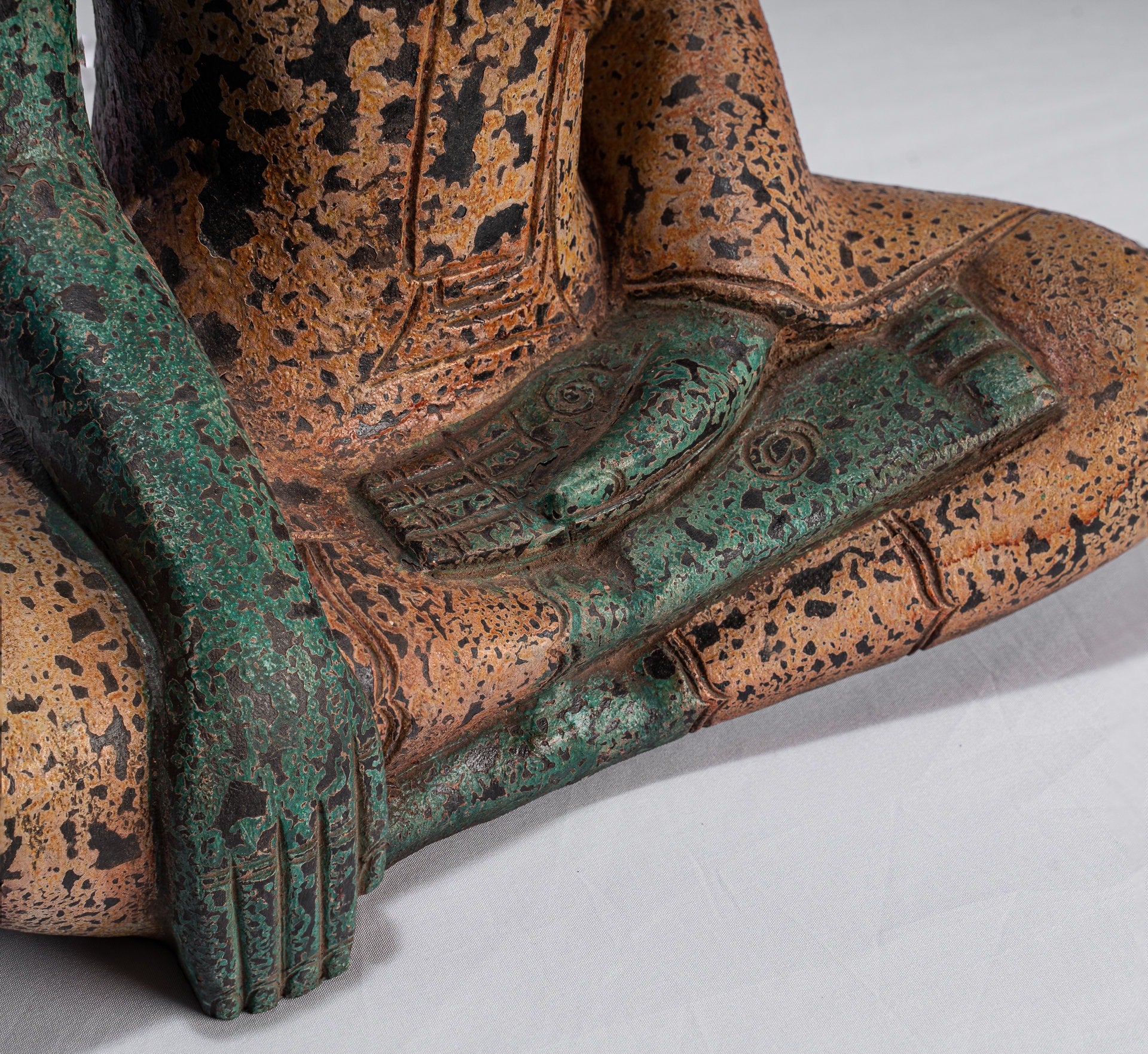 Bouddha Statue-Antique Khmer Style SE Asia Seated Wood Enlightenment Buddha Statue-39cm/16 "