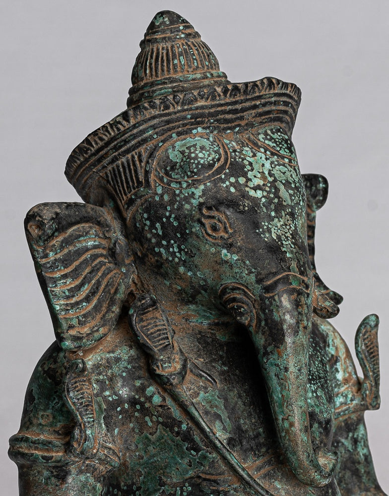 Statue de Ganesha – Statue de Bayon Ganesh en bronze assis de style khmer antique – 24 cm/25,4 cm