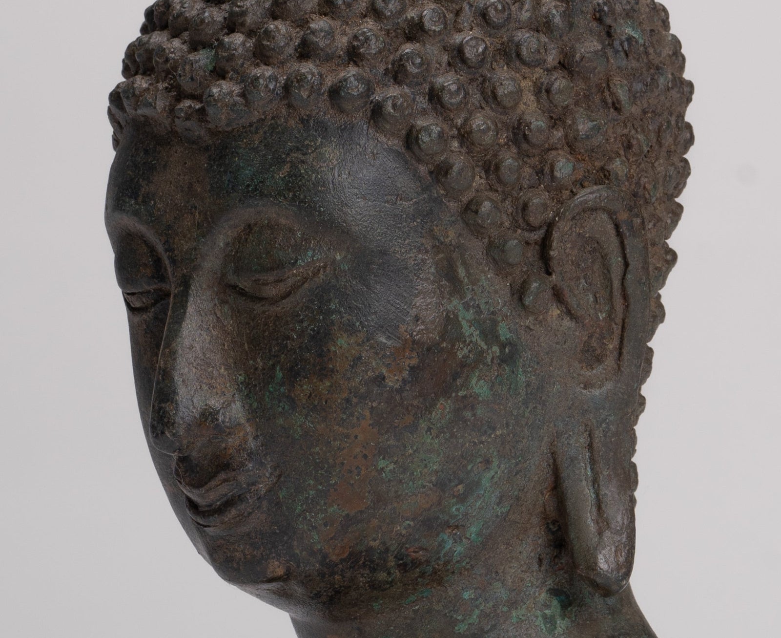 Testa di Buddha - Testa di Buddha in bronzo con montatura Sukhothai in stile tailandese antico - 22 cm/9"