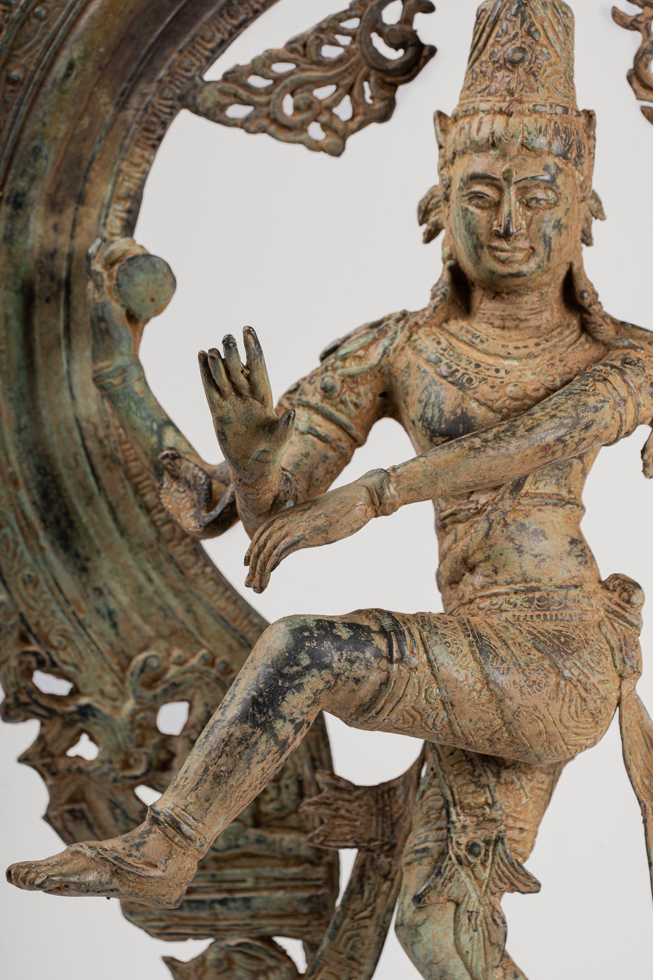 Shiva Statue - Antique Javanese Style Bronze Dancing Shiva Statue as Lord Nataraja - 58cm(23") Tall