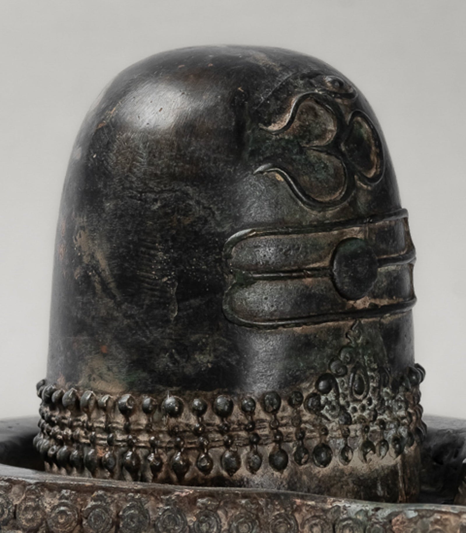 Linga - Shiva Linga / Lingnum & Yoni de bronce de Asia del Sur de estilo indio antiguo - 21 cm/8"