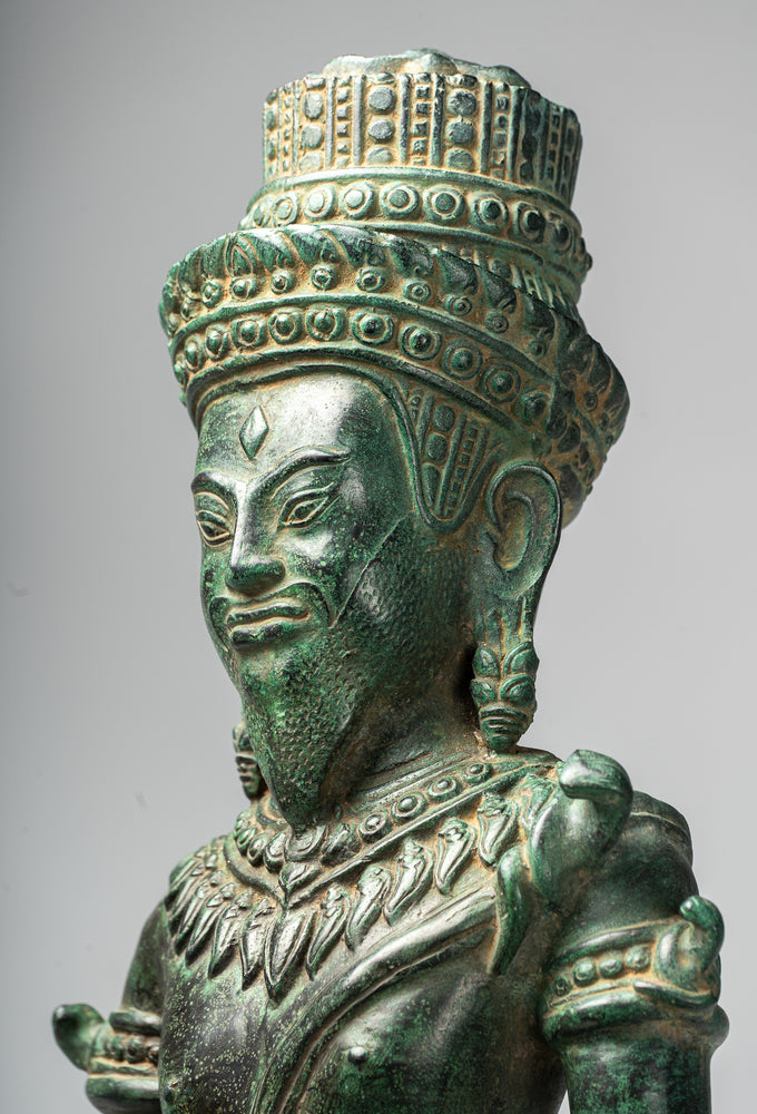 Statue Rishi – Rishi ou homme sage debout en bronze de style khmer antique – 73 cm/29"