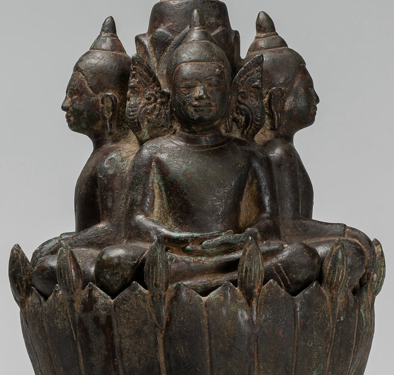 Statue antique de Bouddha à quatre voies en bronze de style khmer d'Asie du Sud-Est - 51 cm/20"