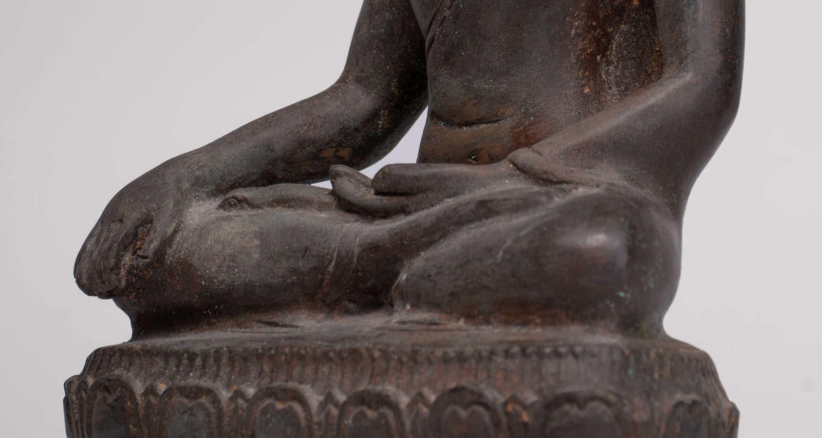 Statue de Bouddha - Antique Thai Style Bronze Chiang Saen Lumières Statue de Bouddha - 23cm / 9 "