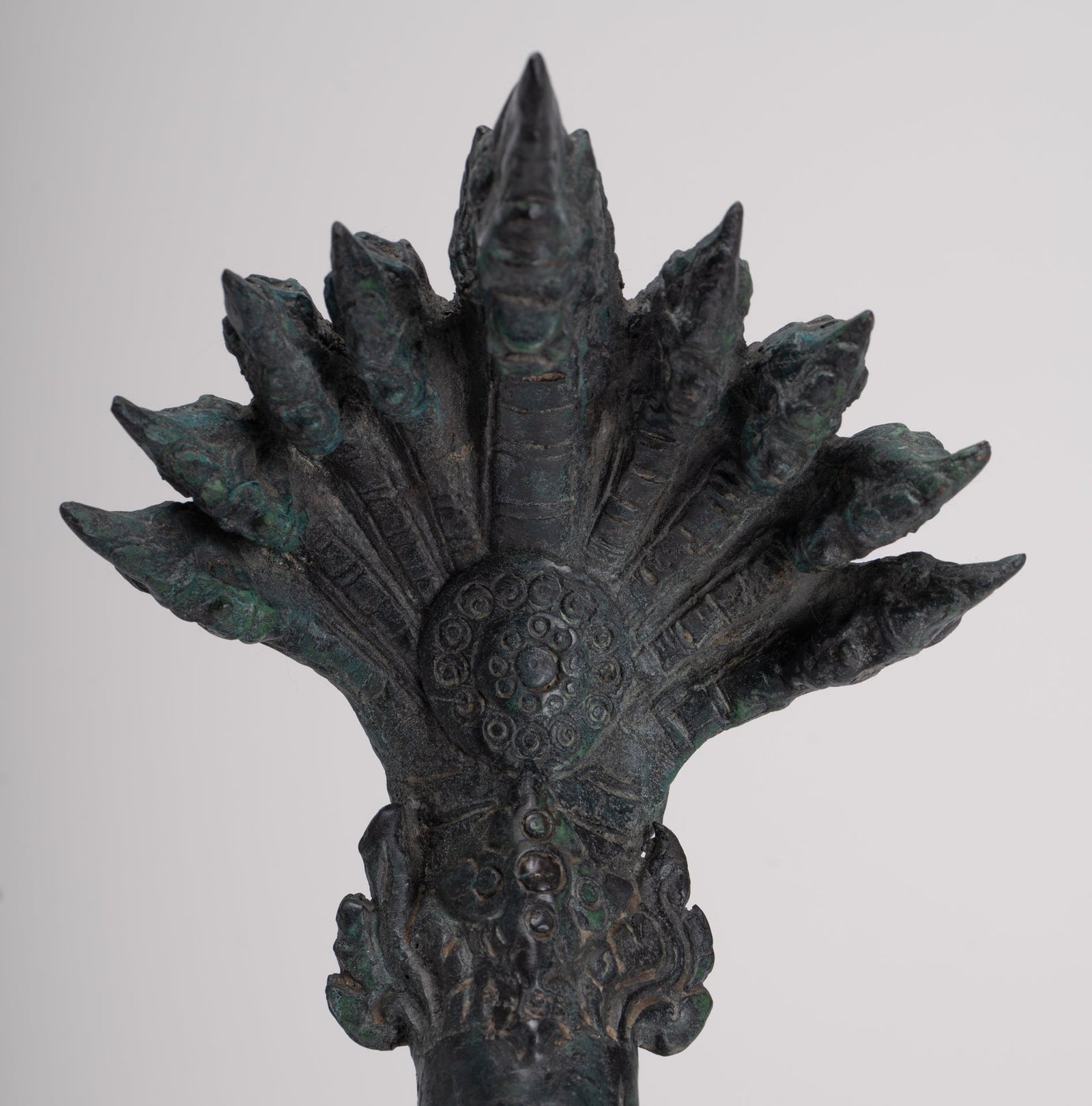 Bronze de style thaï antique neuf tête protectrice Naga, serpent ou statue de serpent - 28cm / 11 "