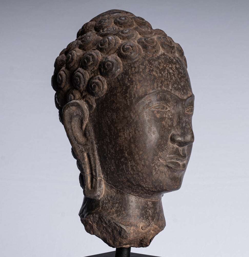 Which Buddha Statue is Good for Home?