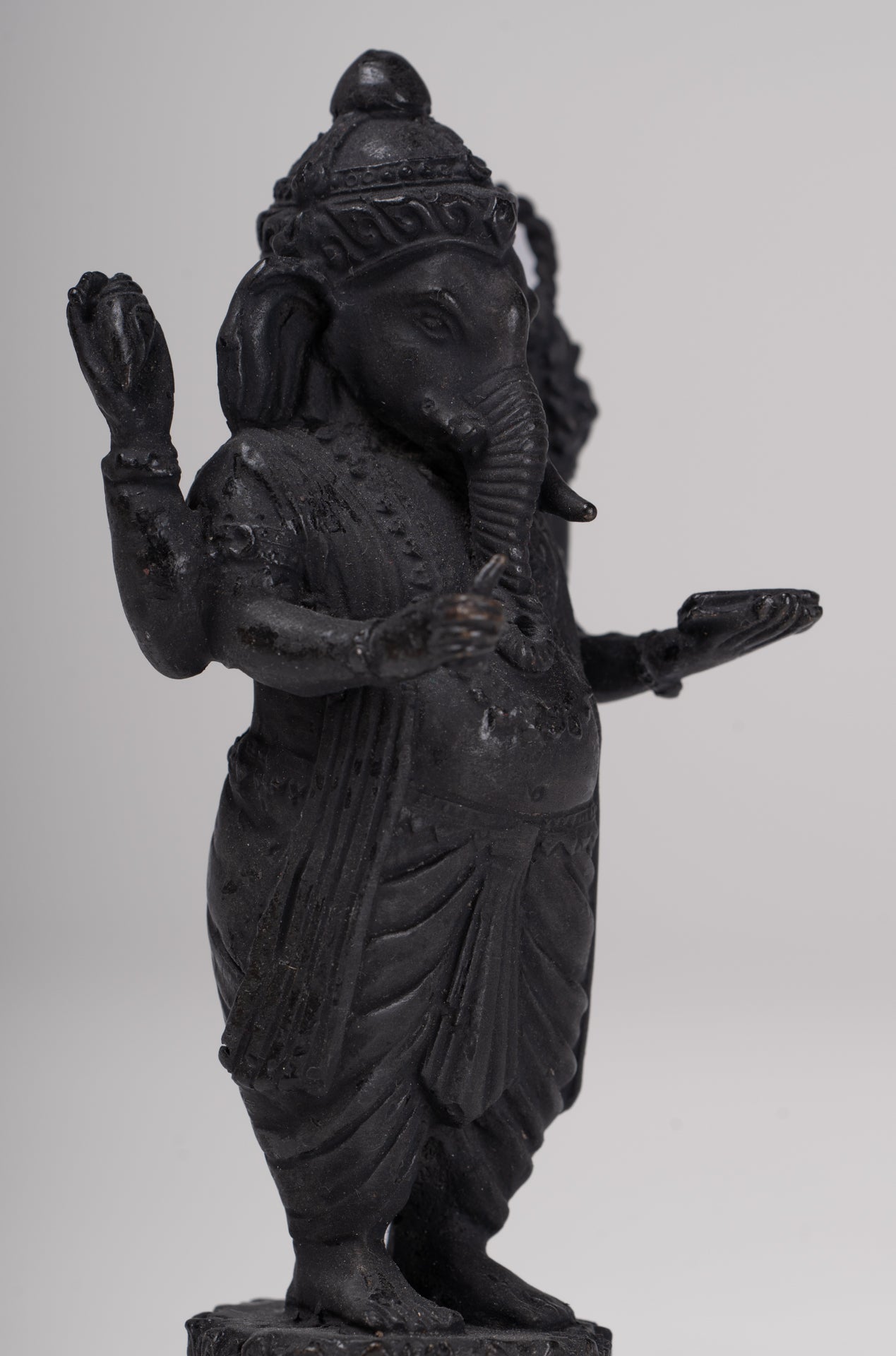 Ganesha Statue - Antique Thai Style Standing Black 4-Arm Ganesha Statue - 11.5cm/5"