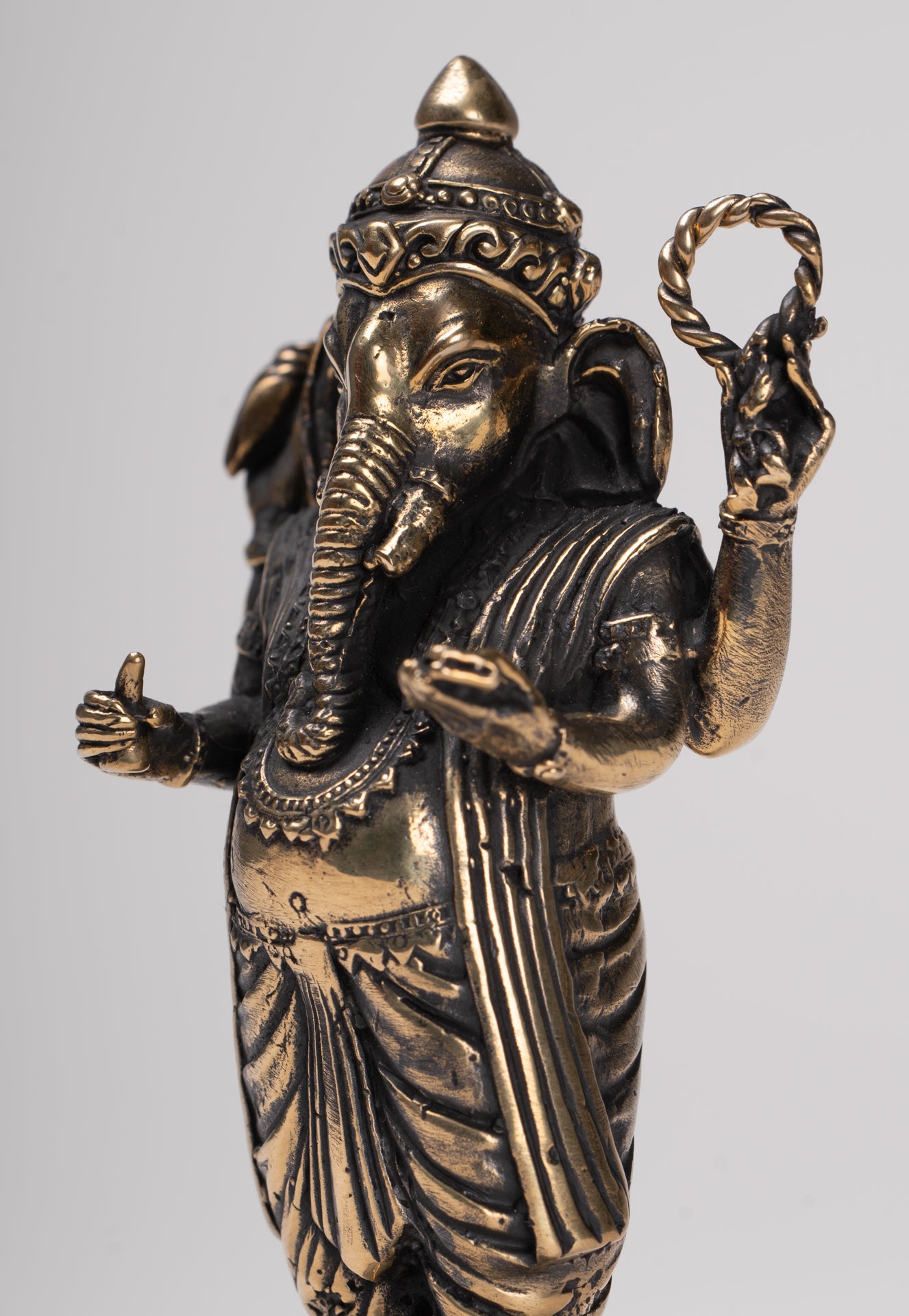 Ganesha Statue - Antique Thai Style Standing Black 4-Arm Ganesha Statue - 12cm/5"