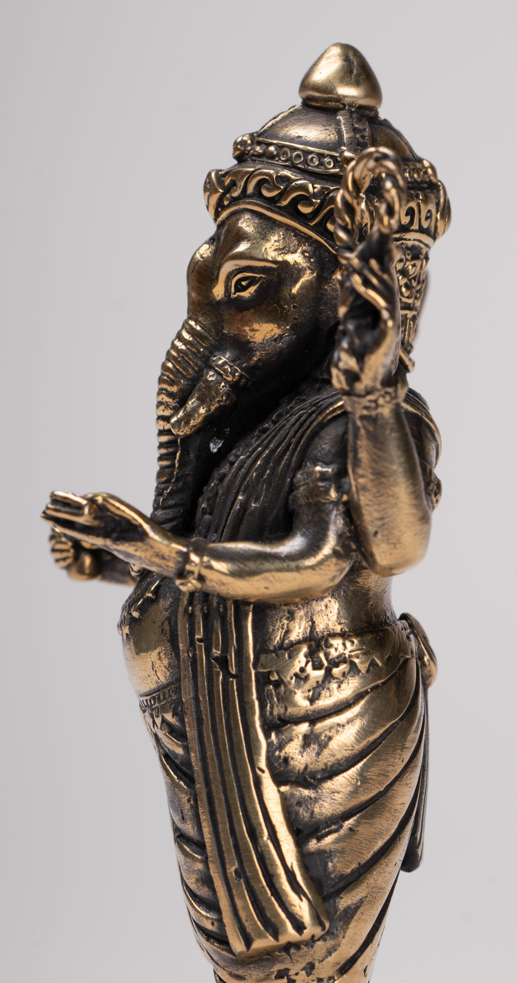 Ganesha Statue - Antique Thai Style Standing Black 4-Arm Ganesha Statue - 12cm/5"