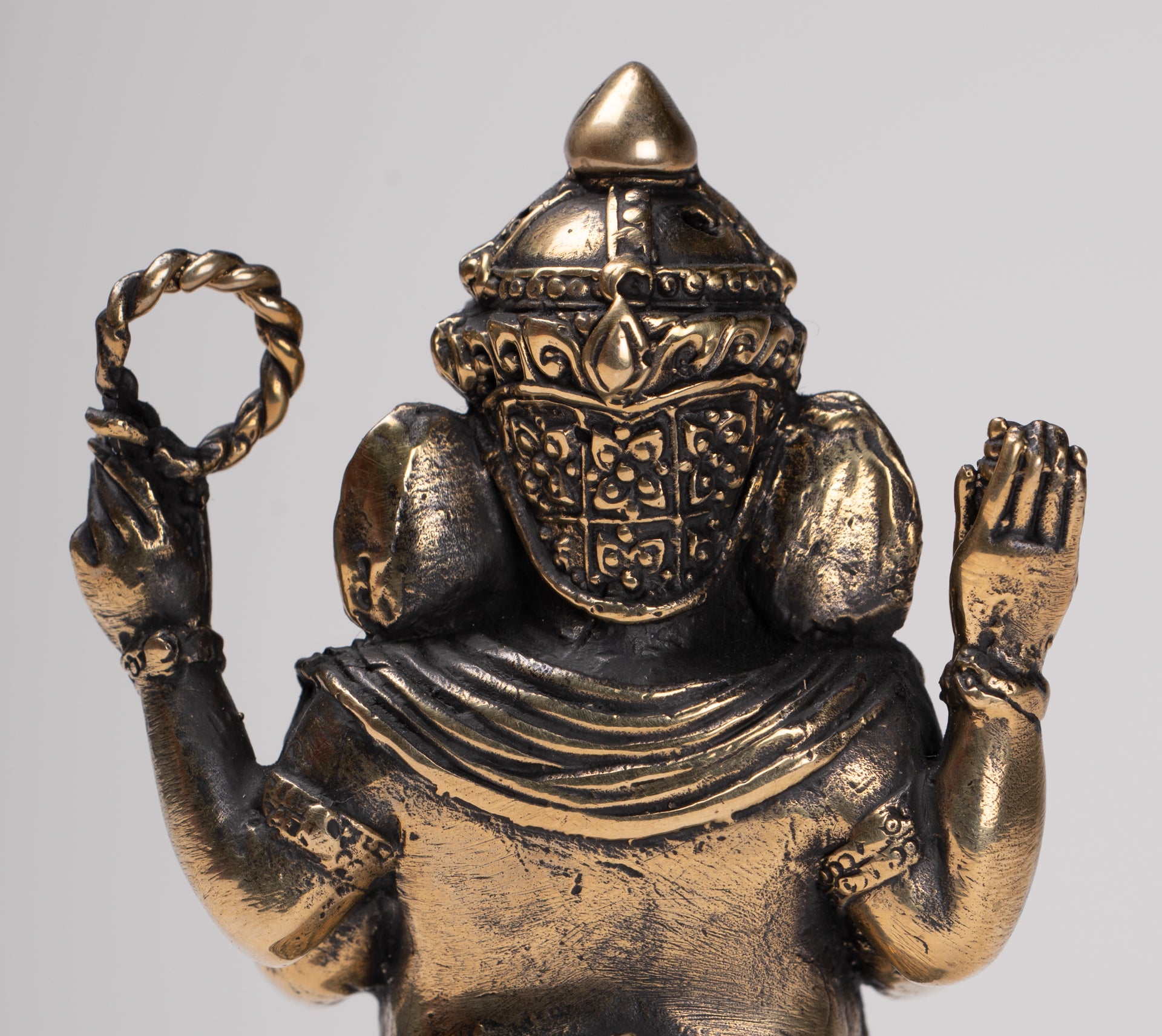 Ganesha Statue - Antique Thai Style Standing Black 4-Arm Ganesha Statue - 12cm/5"