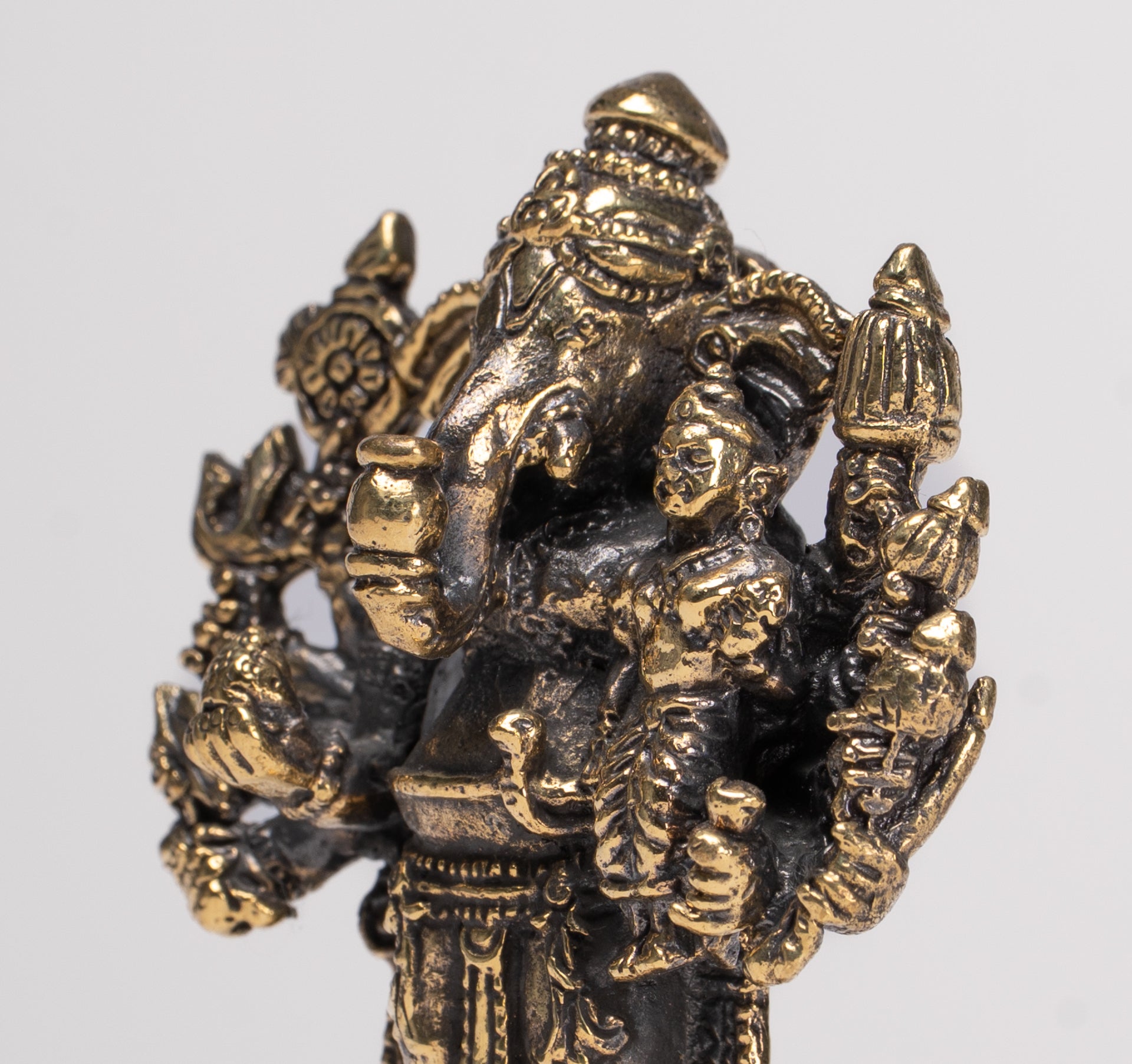 Antique Thai Style Standing Gold 8-Arm Vighna Ganapati Ganesha Statue - 7.5cm/3" 