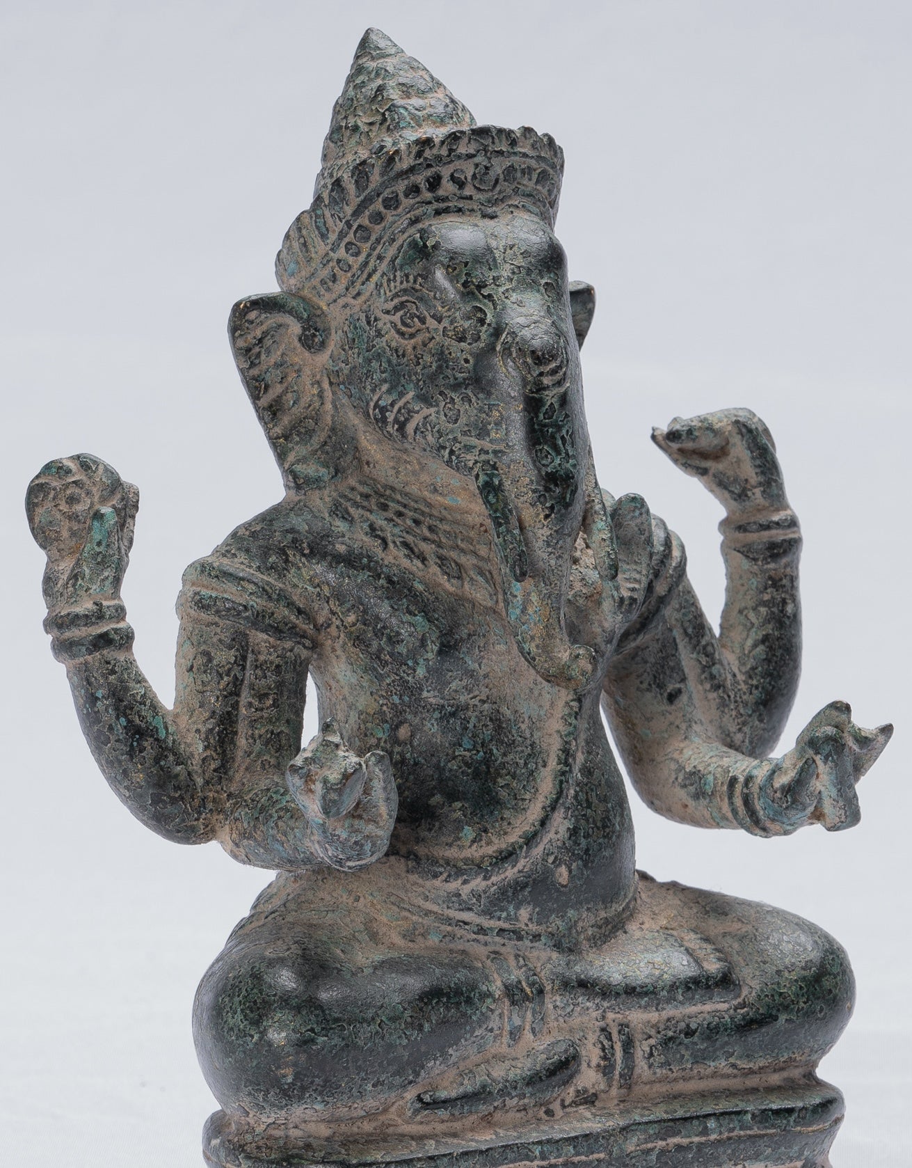 Ganesha Statue - Antique Khmer Style Seated Bronze Bayon Ganesh Statue - 18cm/7"