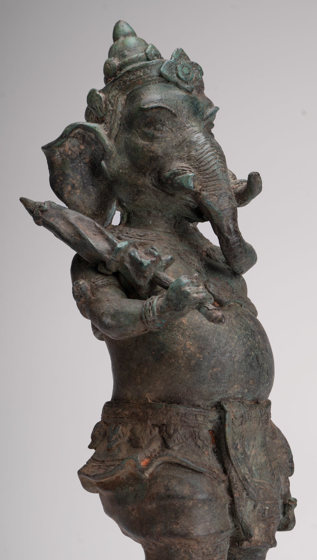 Bridegroom Ganesha Statue - Antique Thai Style Mappilai Ganapathi Ganesh Statue with Umbrella - 37cm/15"