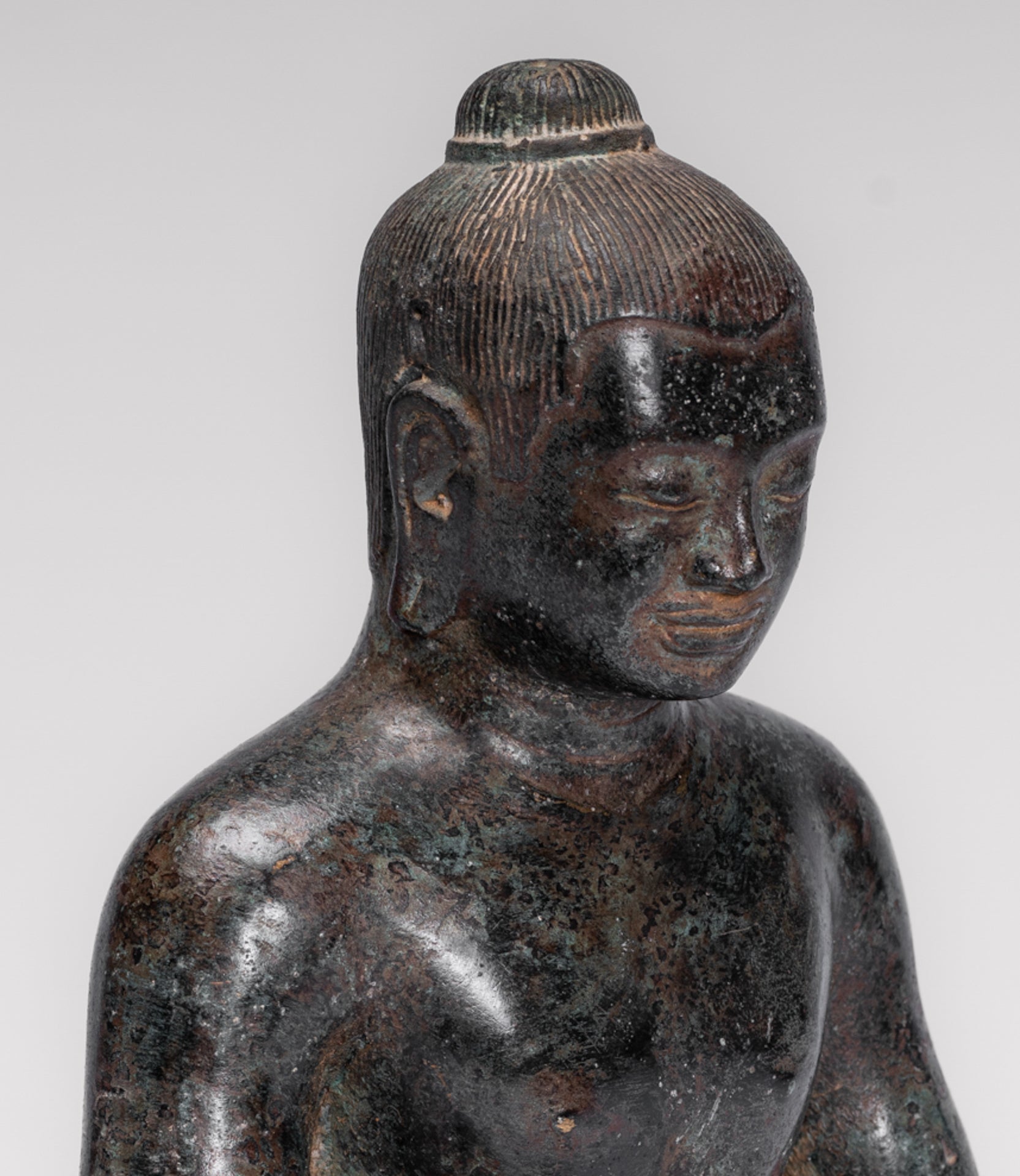 Antique Khmer Style Seated Bronze Meditation Jayavarman VII Statue - 18cm/7"