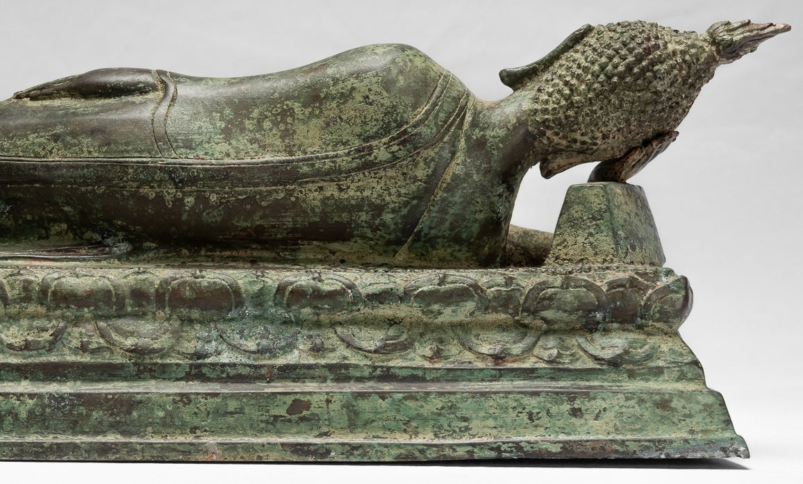 Estatua de Buda - Bronce de estilo tailandés de antigüedades Sukhothai Reclining Nirvana Buda Estatua - 54cm/22 "