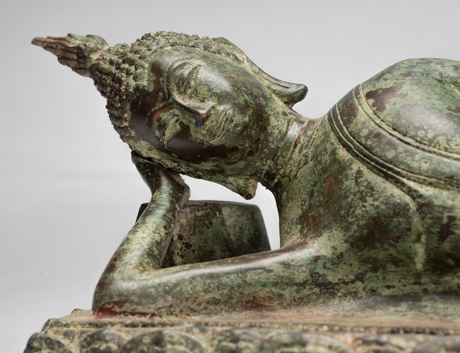 Estatua de Buda - Bronce de estilo tailandés de antigüedades Sukhothai Reclining Nirvana Buda Estatua - 54cm/22 "