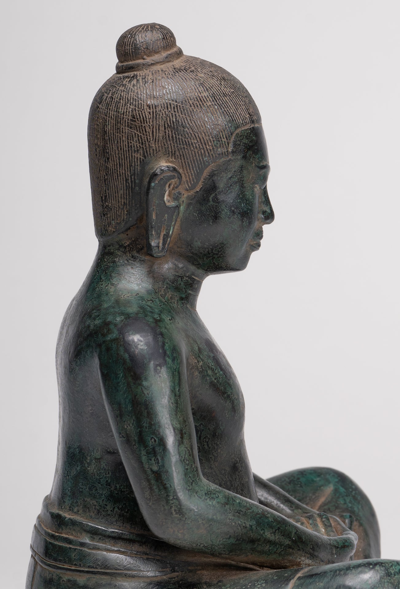 Antique Khmer Style Seated Bronze Meditation Jayavarman VII Statue - 26cm/10"