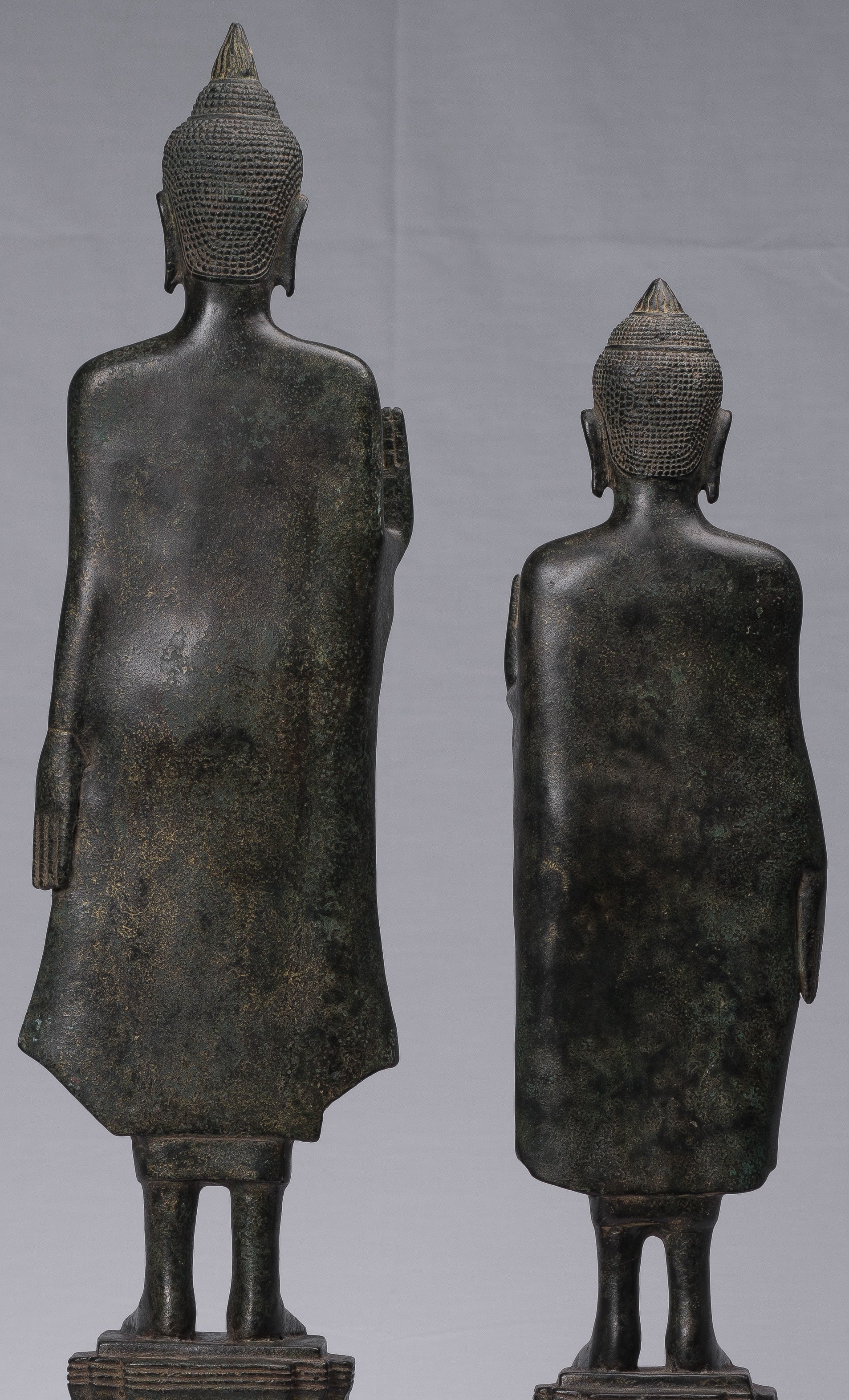 Statues de Bouddha - Bronze de style khmer antique debout Abhaya Protection Statues Bouddha (paire) - 62 cm / 25 "