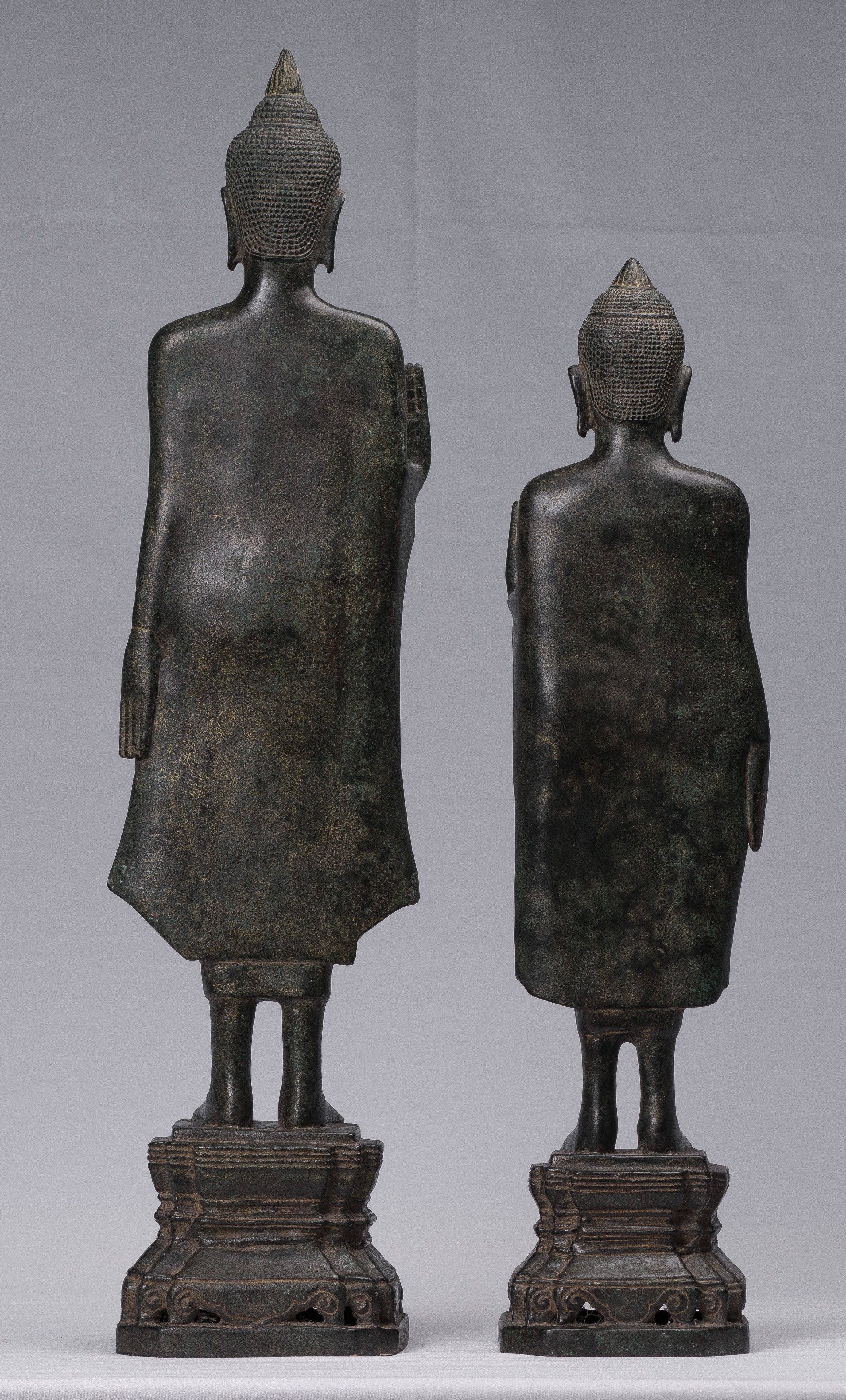 Statues de Bouddha - Bronze de style khmer antique debout Abhaya Protection Statues Bouddha (paire) - 62 cm / 25 "