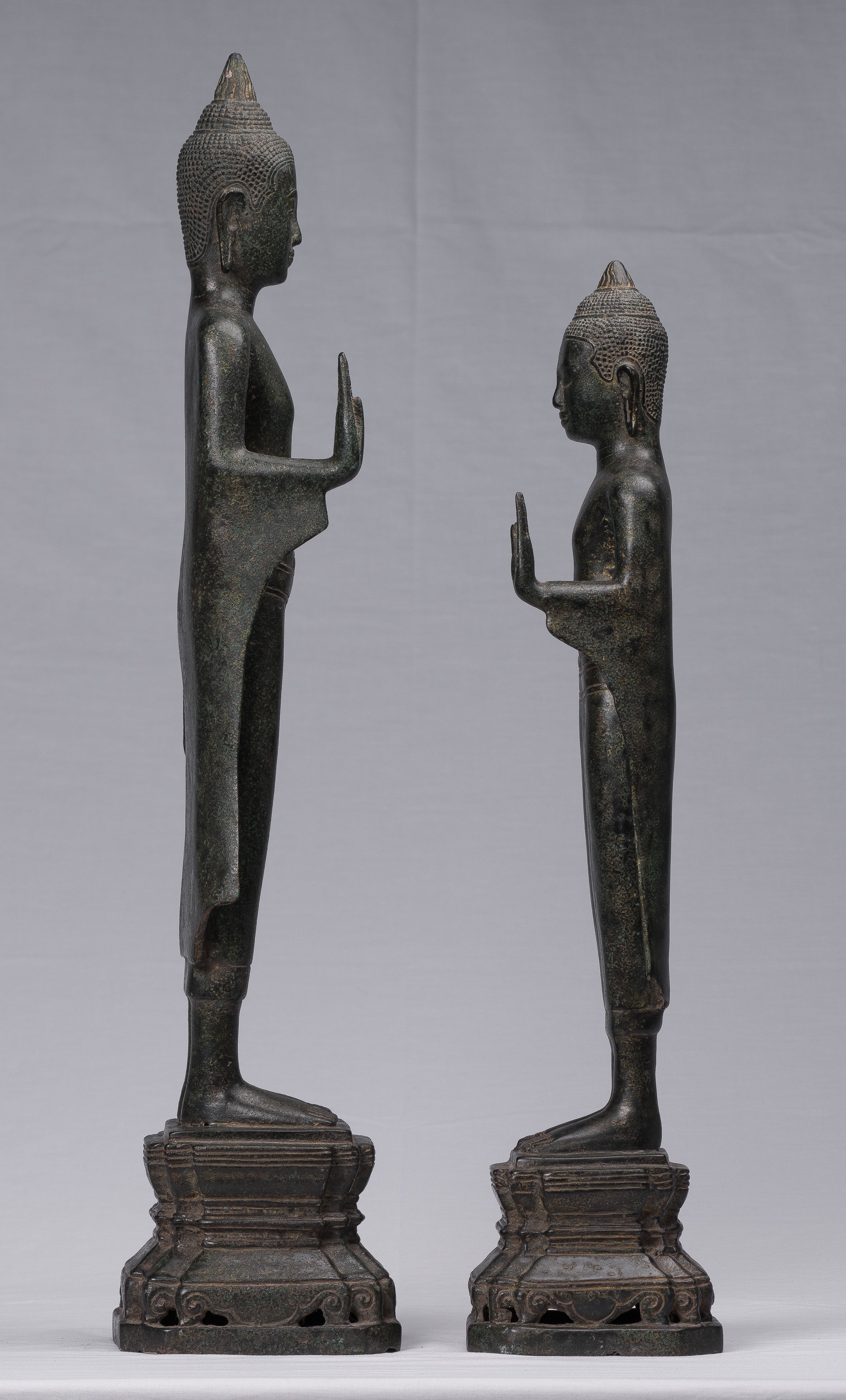 Statues de Bouddha - Bronze de style khmer antique debout Abhaya Protection Statues Bouddha (paire) - 62 cm / 25 "