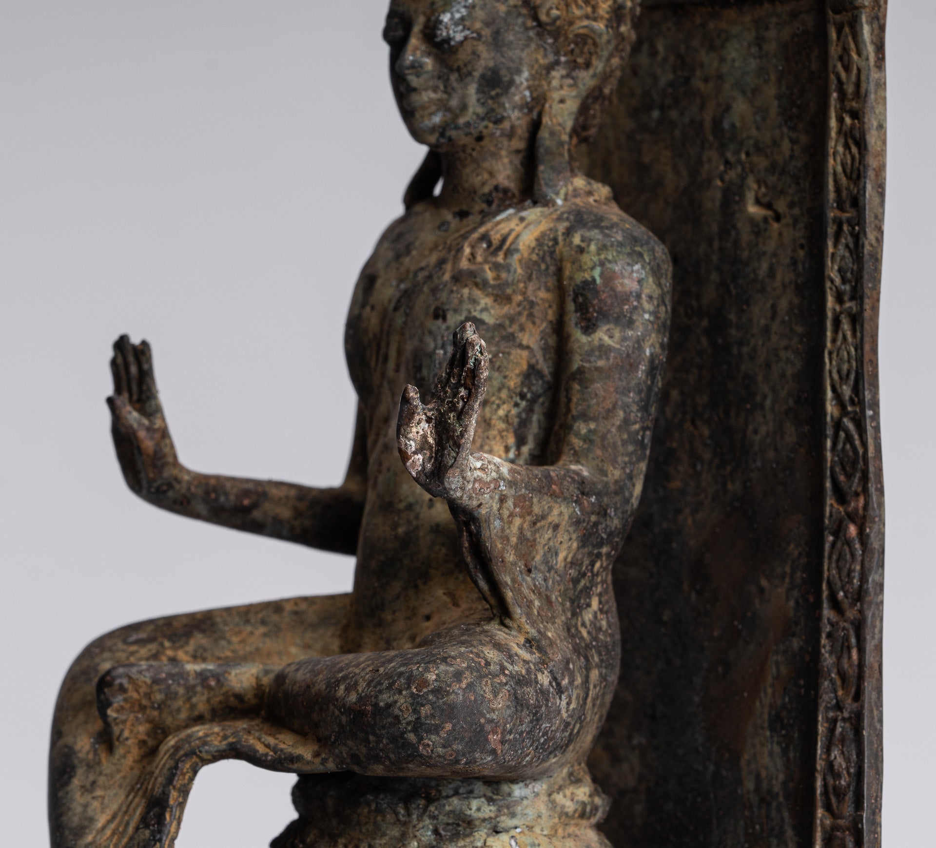 Statue de Bouddha – Statue de Bouddha de protection javanaise en bronze de style indonésien antique – 28 cm/11"