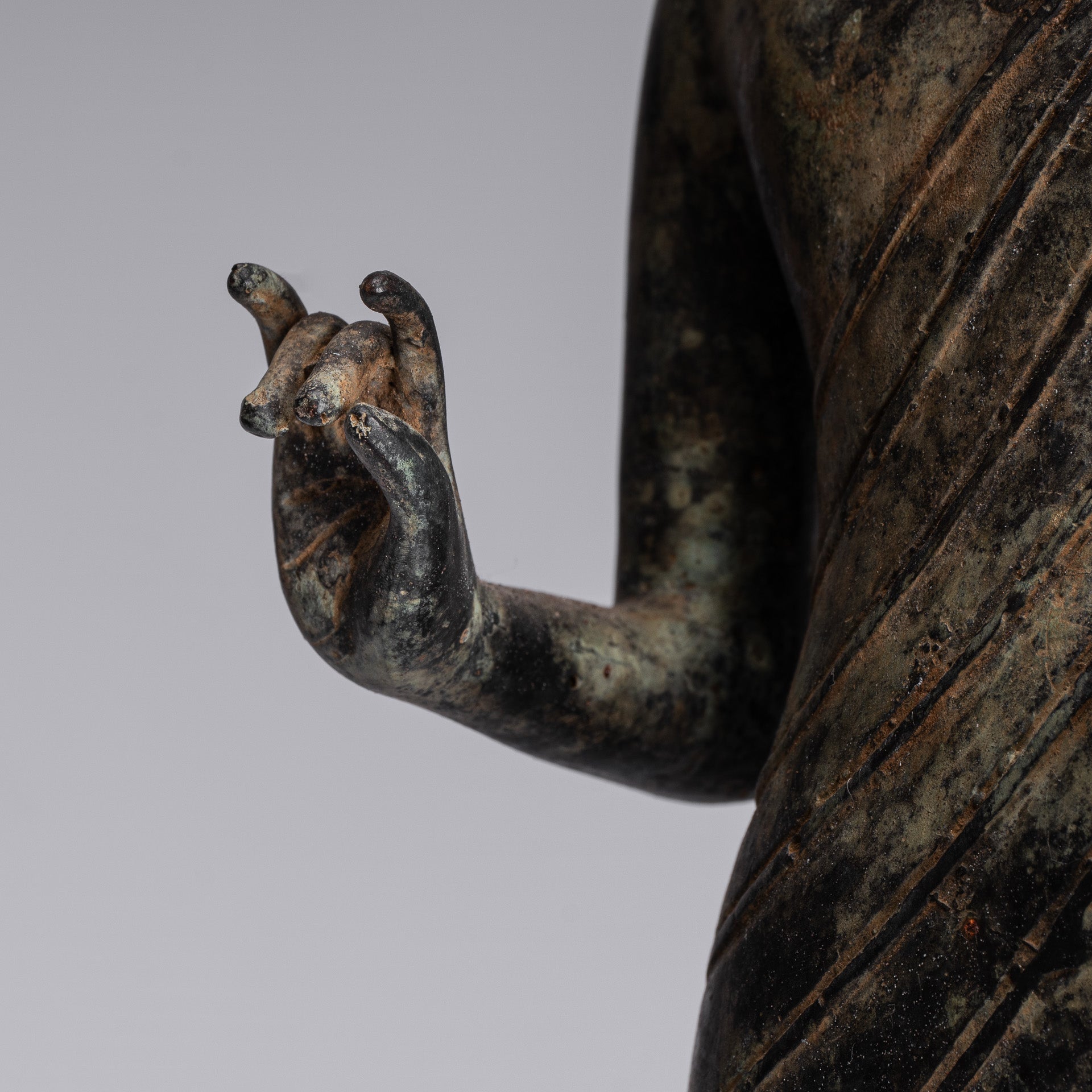 Buddha-Statue – Antiker javanischer Lehr-Buddha aus Bronze im indonesischen Stil – 40 cm