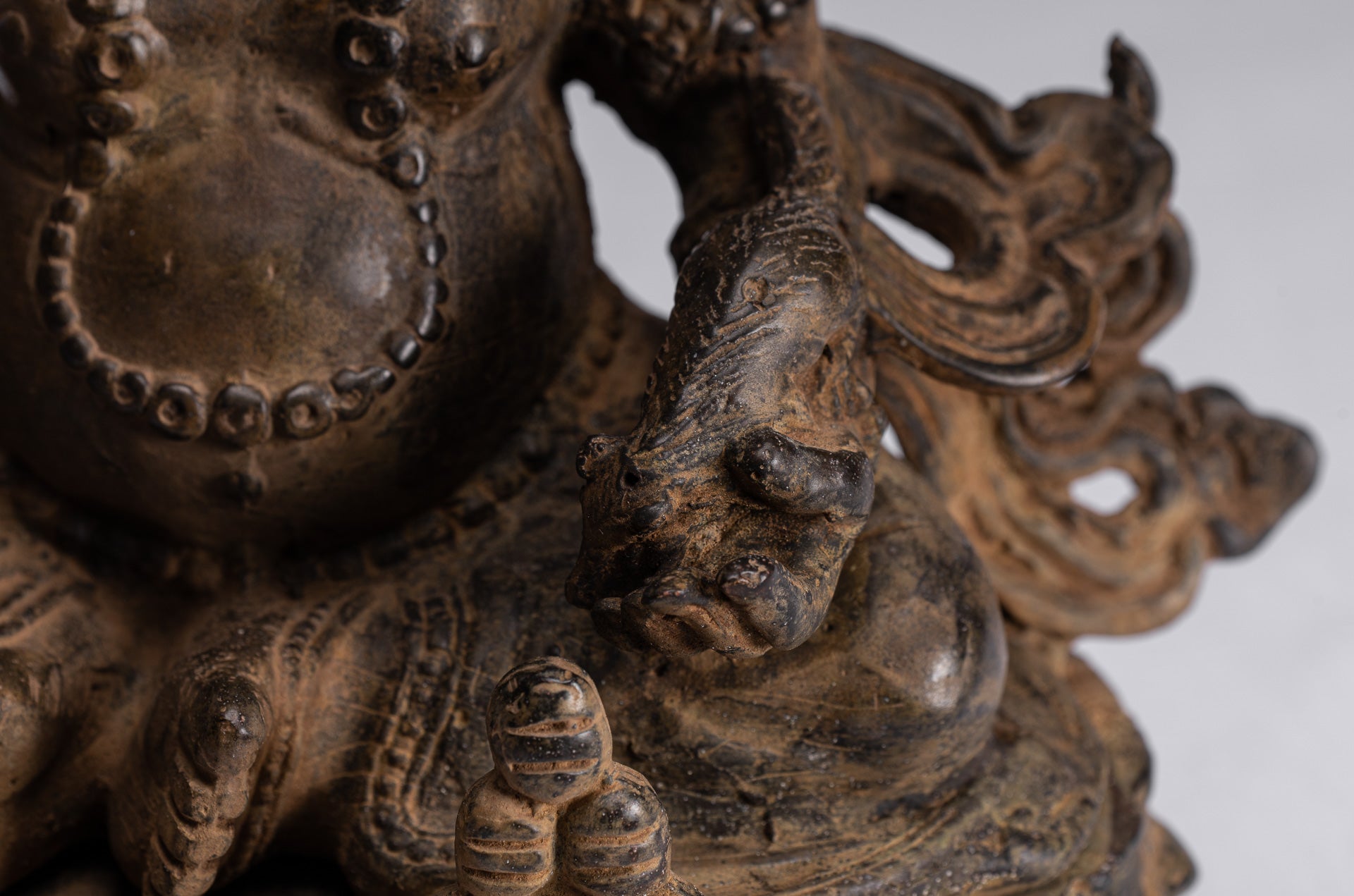 Jambhala Statue-Antike Java Majapahit Style Seated Jambhala Statue God of Wealth-21cm/8 "