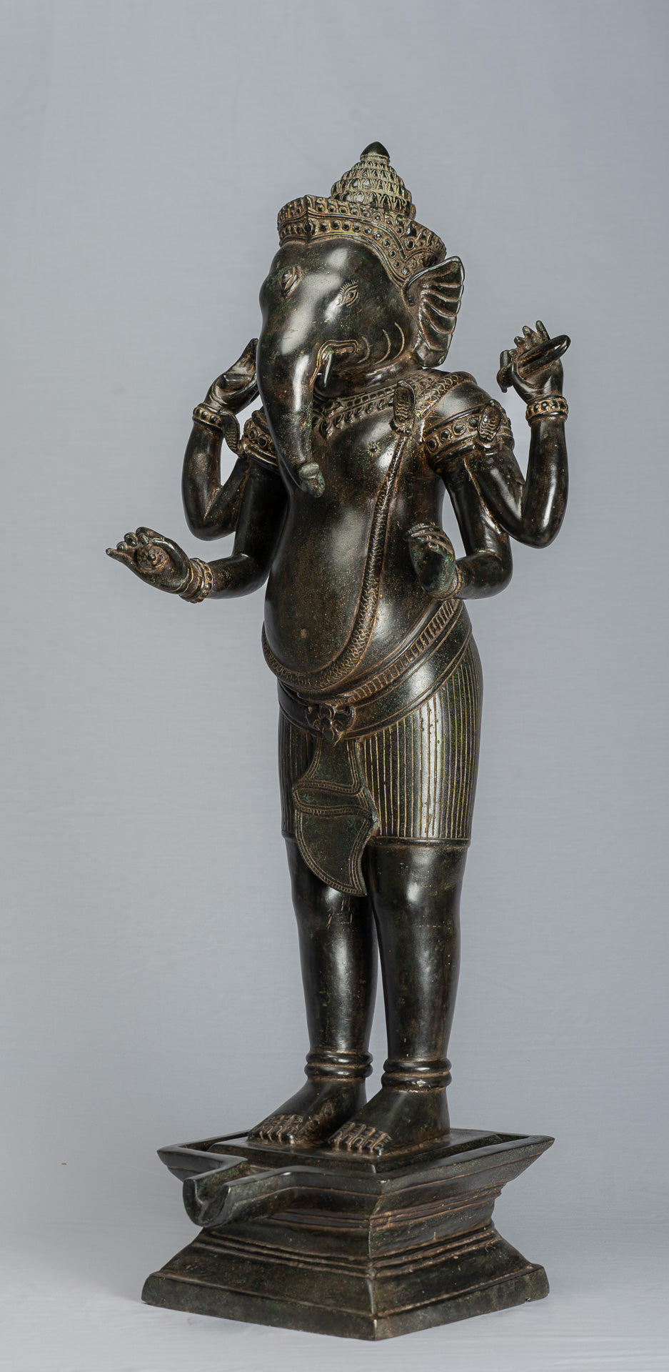 Estatua de Ganesha - Estatua de bronce de pie de estilo jemer antiguo Angkor Wat Ganesha y Yoni - 88 cm/35 "