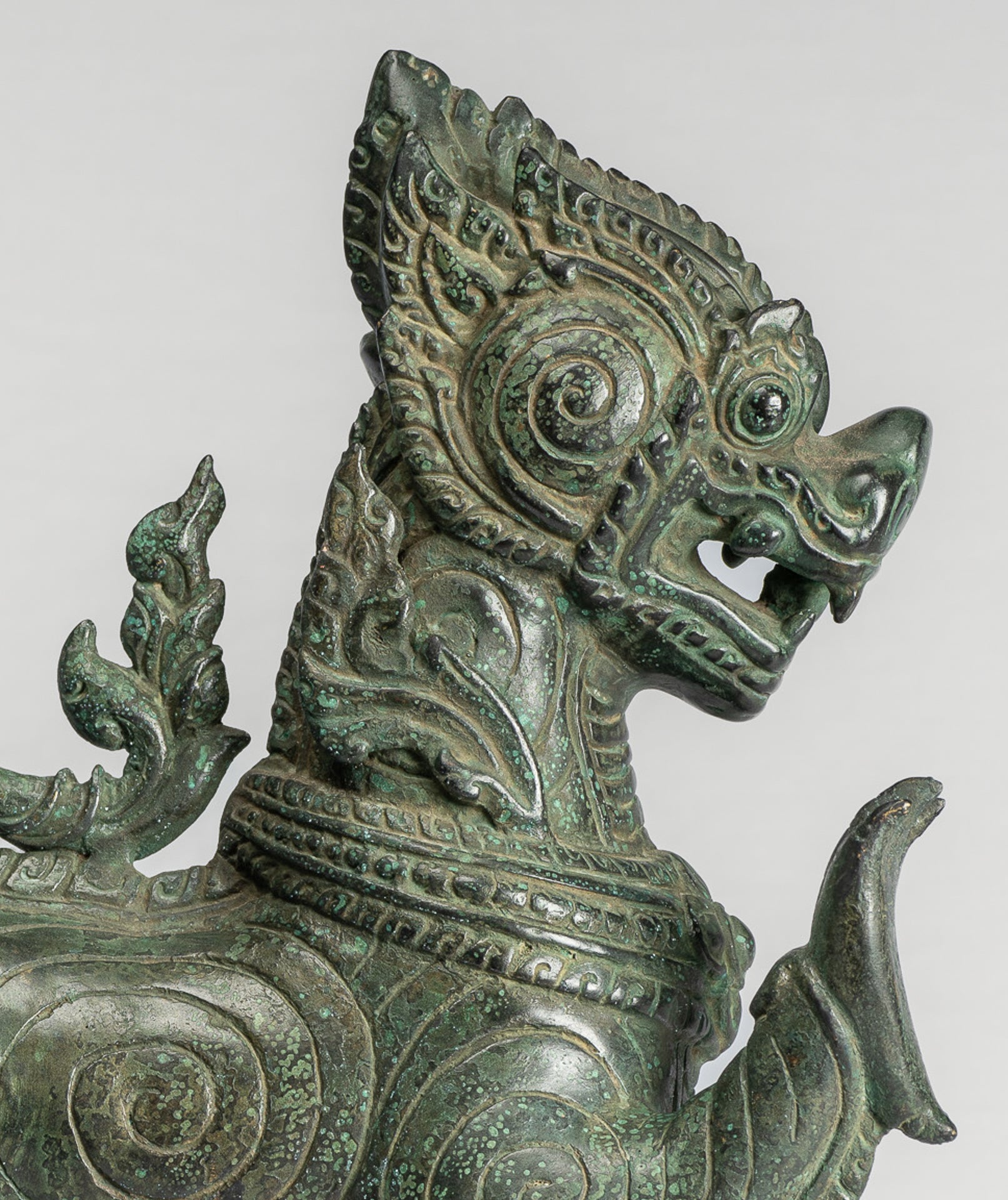 Bronzo BRONZE BRONZO BIRMESE ANTICO IN CHINATHE TEMPLE LION - 34 cm/14 "