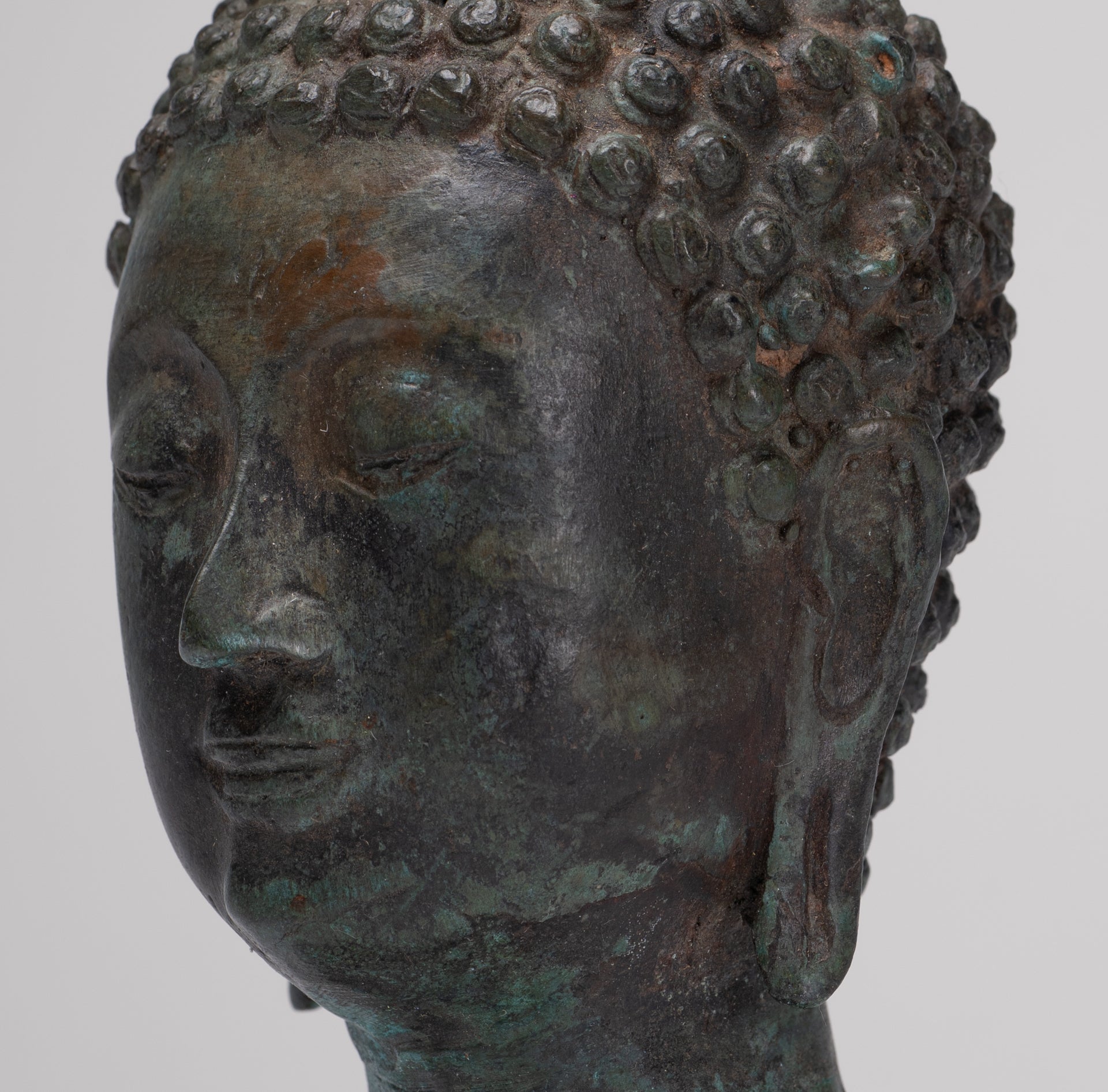 Buddha Head - Antique Thai Style Chiang Saen Mounted Bronze Buddha Head - 19cm/8"