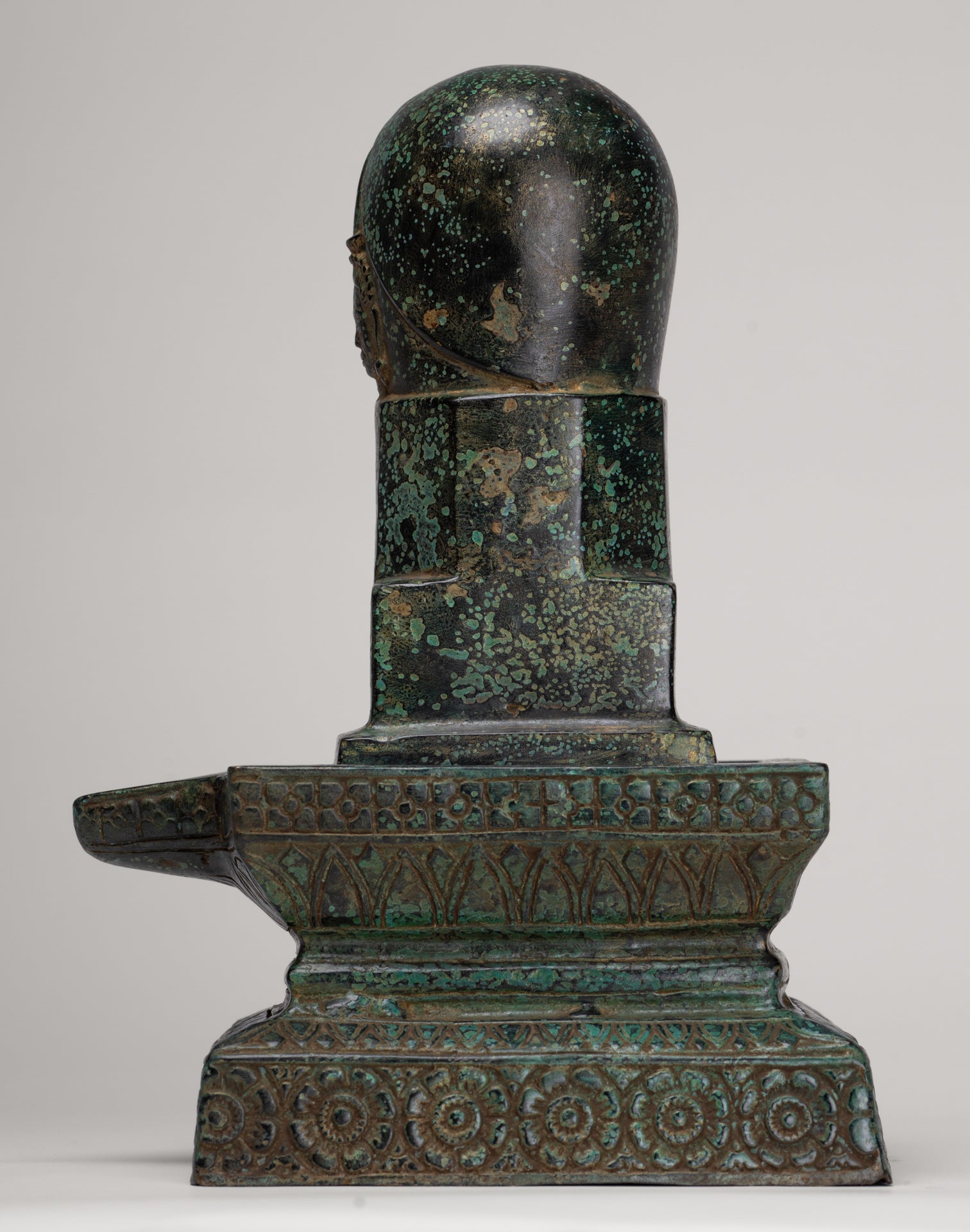 Linga Statue - Antique Khmer Style Bronze Linga / Lingnum & Yoni - 26cm/10"