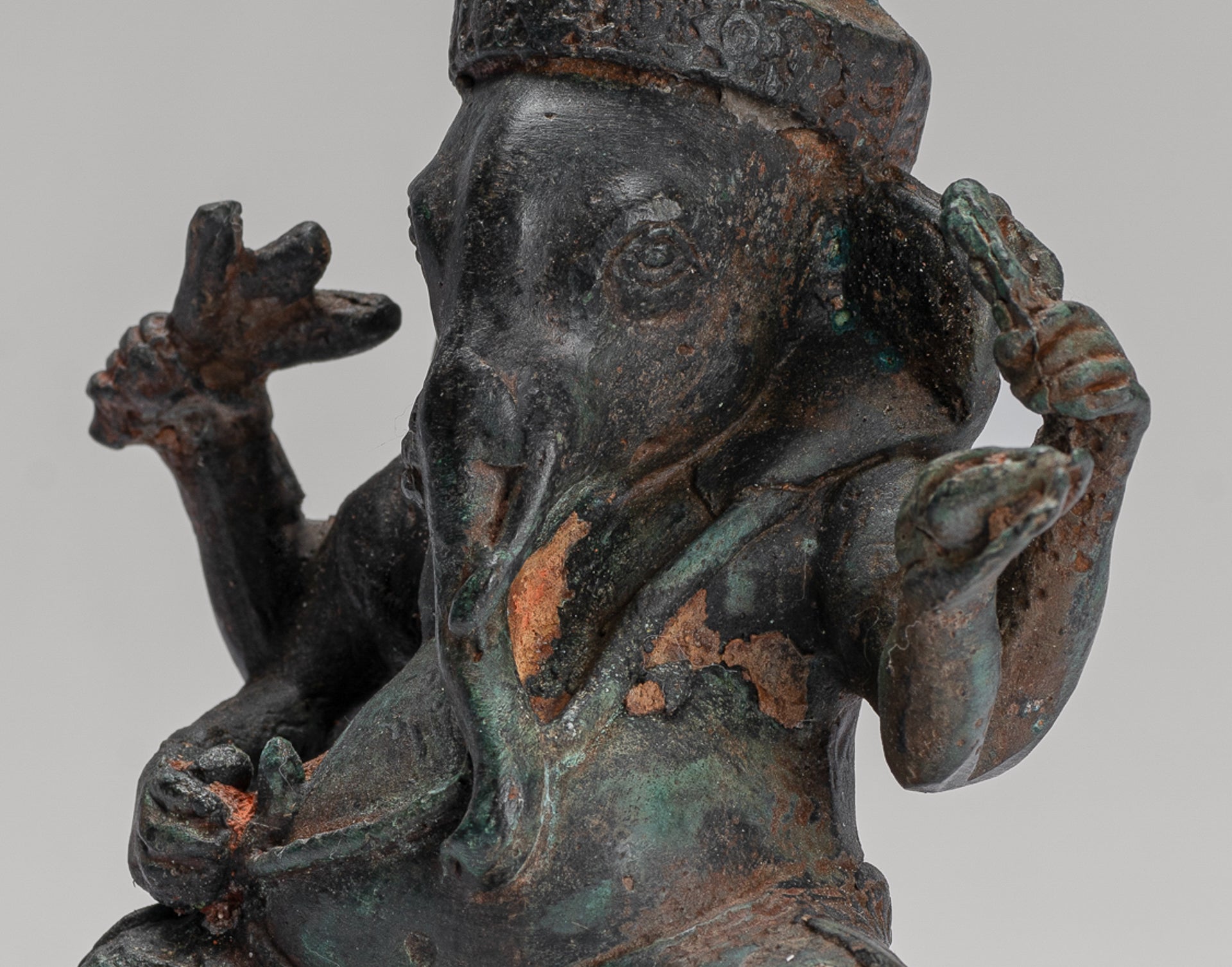 Ganesha Statue - Antique Khmer Style Seated Bronze Bayon Ganesh Statue - 14cm/6"