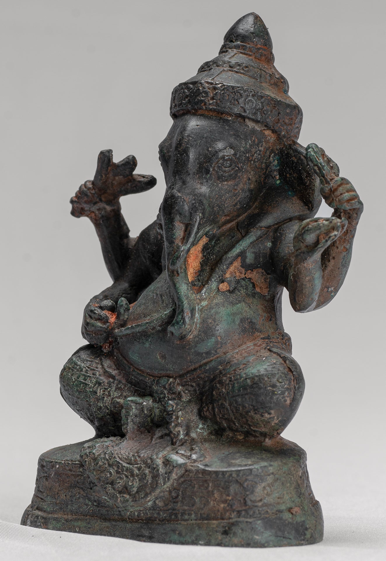 Ganesha Statue - Antique Khmer Style Seated Bronze Bayon Ganesh Statue - 14cm/6"