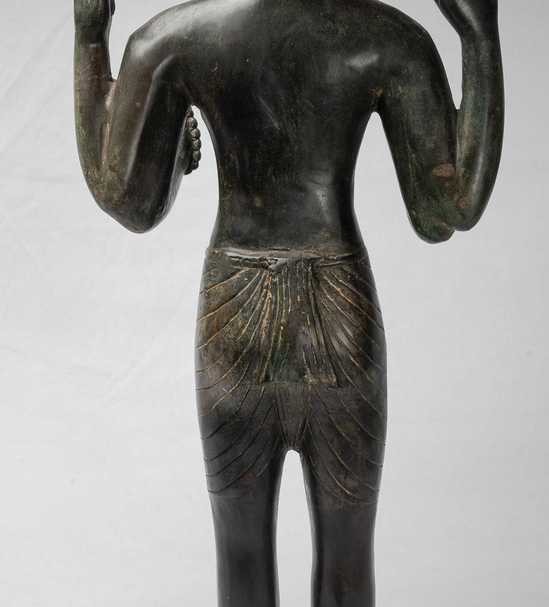 Vishnu-Statue – Stehende Bronze-Vishnu-Statue im antiken Thai-Stil – 94 cm.