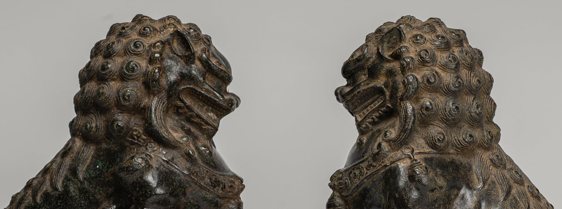 Antique Chinese Style Temple Guardian Lions Shishi Lions Foo Dogs Imperial Lions (Pair) - 25cm/10"