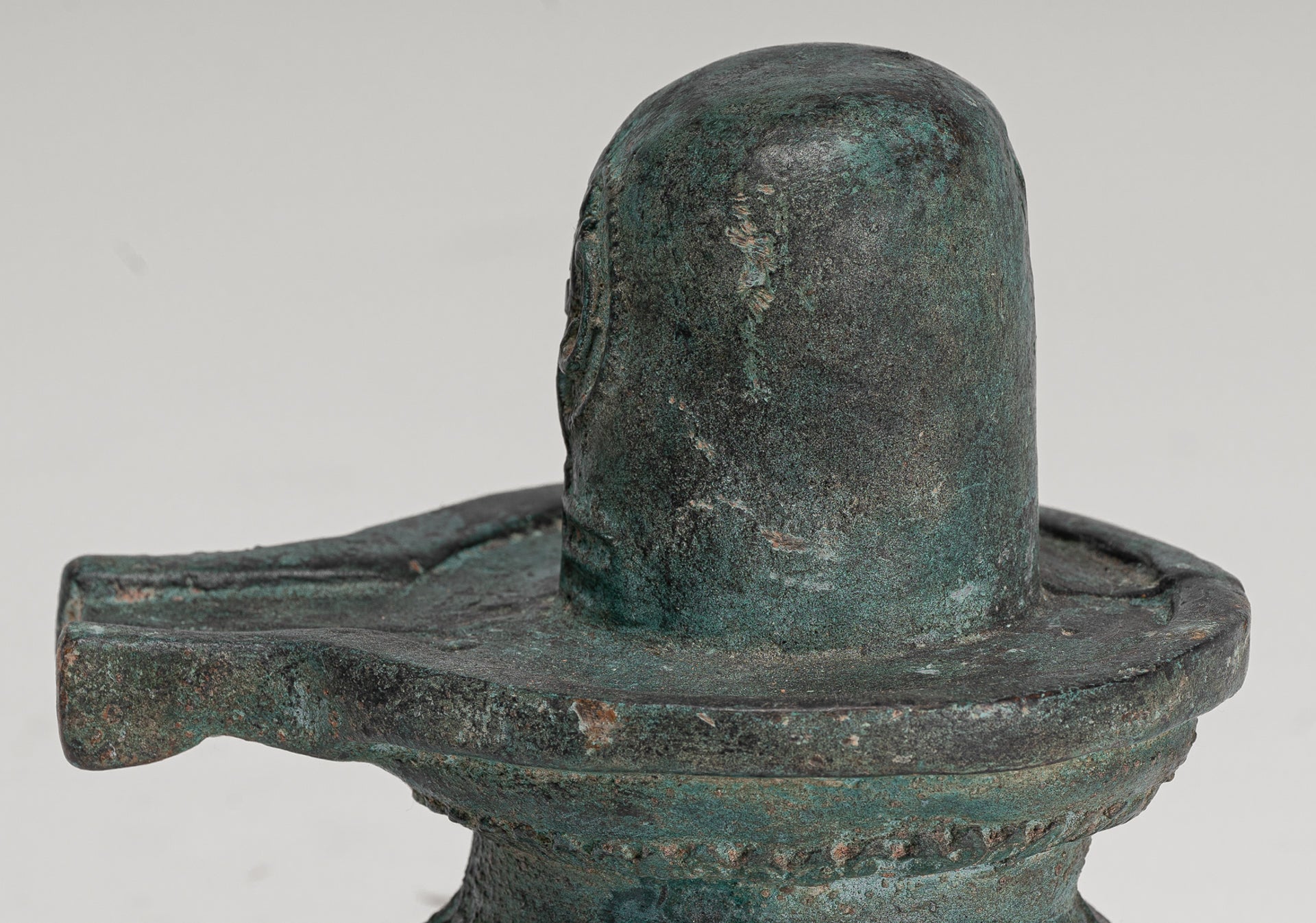 Linga - Antique Indian Style South Asia Bronze Shiva Linga / Lingnum & Yoni - 15cm/6"