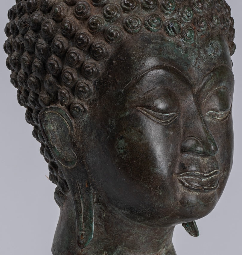 Bouddha Head - Style Thai Thai Chiang Saen Bronze Mouted Bouddha Head - 33 cm / 13 "