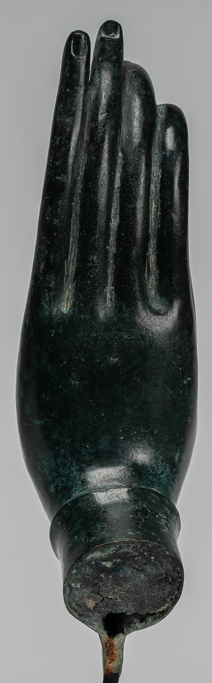 Hand d'enseignement de bronze en Asie du Sud-Est de style khmer