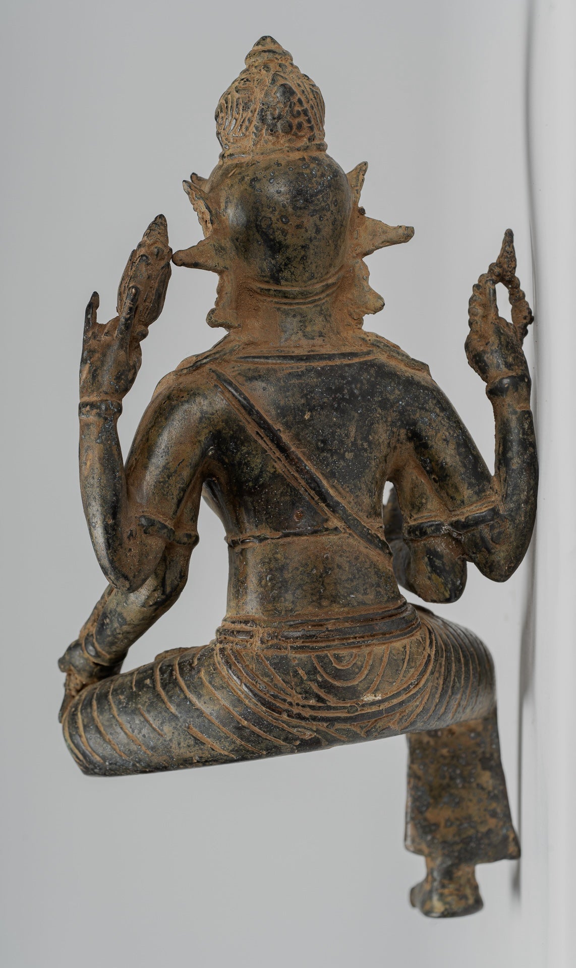 Estatua de Tara - Estatua de Bronce Devi Tara de bronce sentado de Majapahit antiguo de Java - 26 cm/10 "