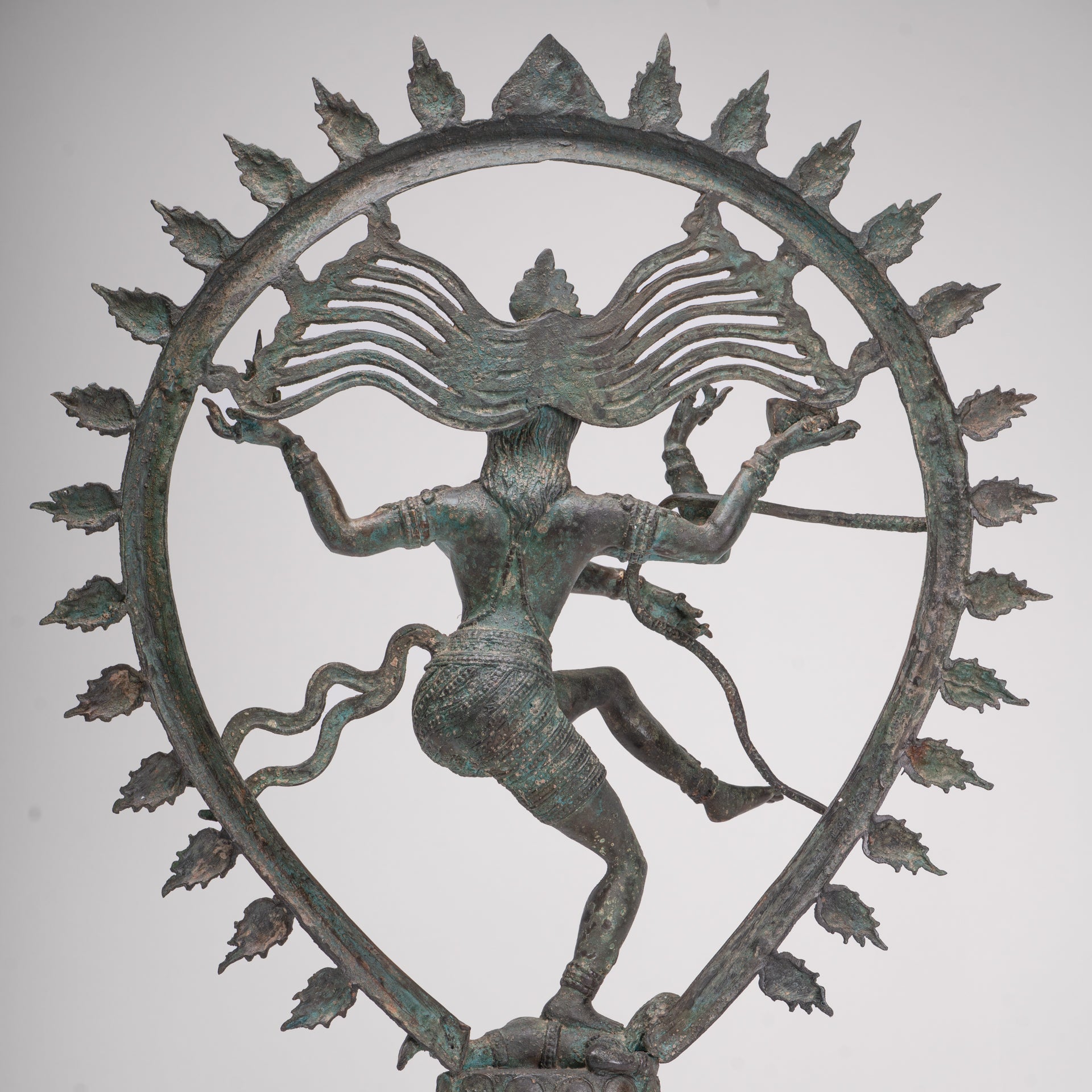 Shiva Statue - Antique Indian Style Bronze Dancing Shiva statue as Lord Nataraja - 66cm(26") Tall