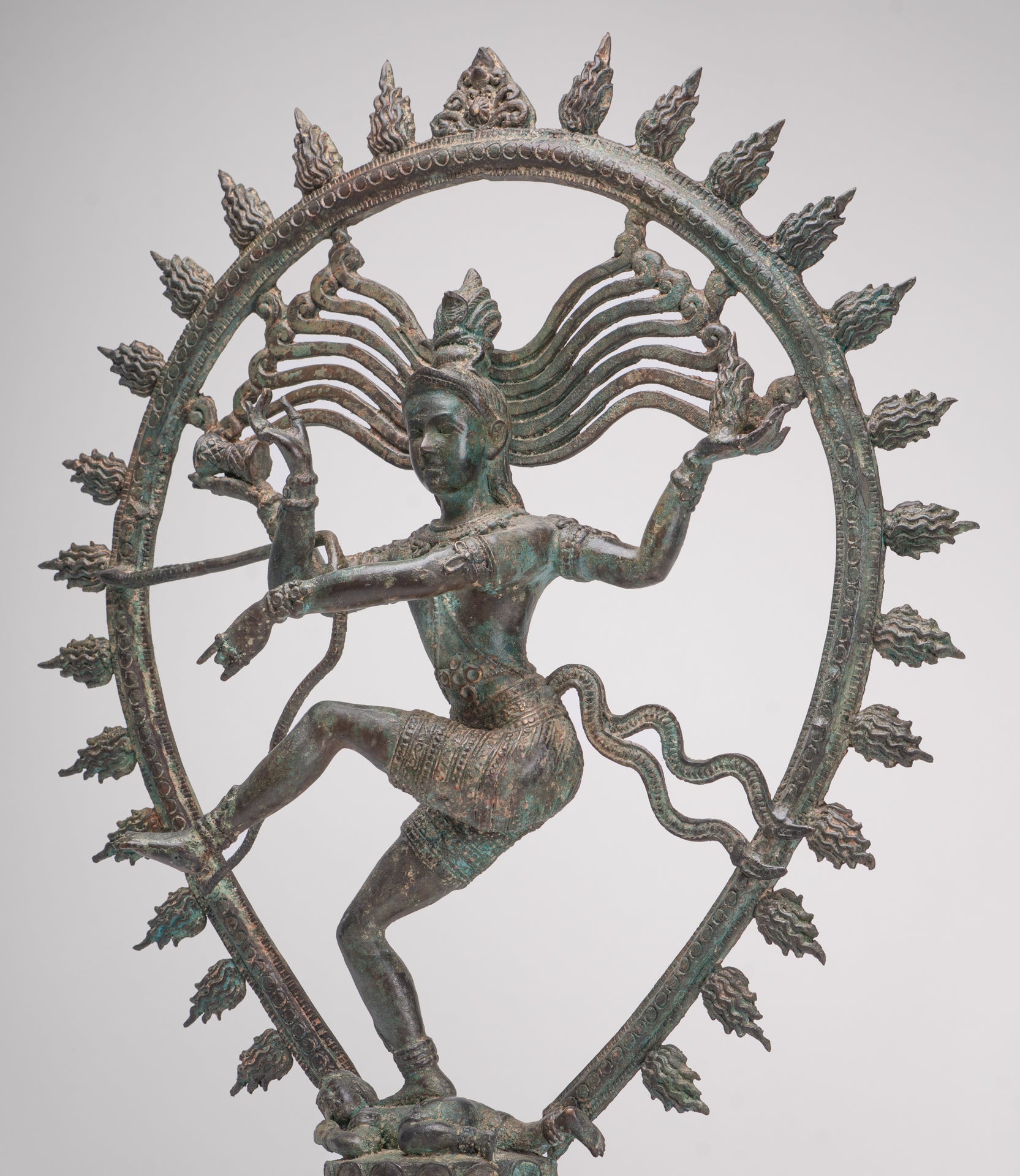 Shiva Statue - Antique Indian Style Bronze Dancing Shiva statue as Lord Nataraja - 66cm(26") Tall