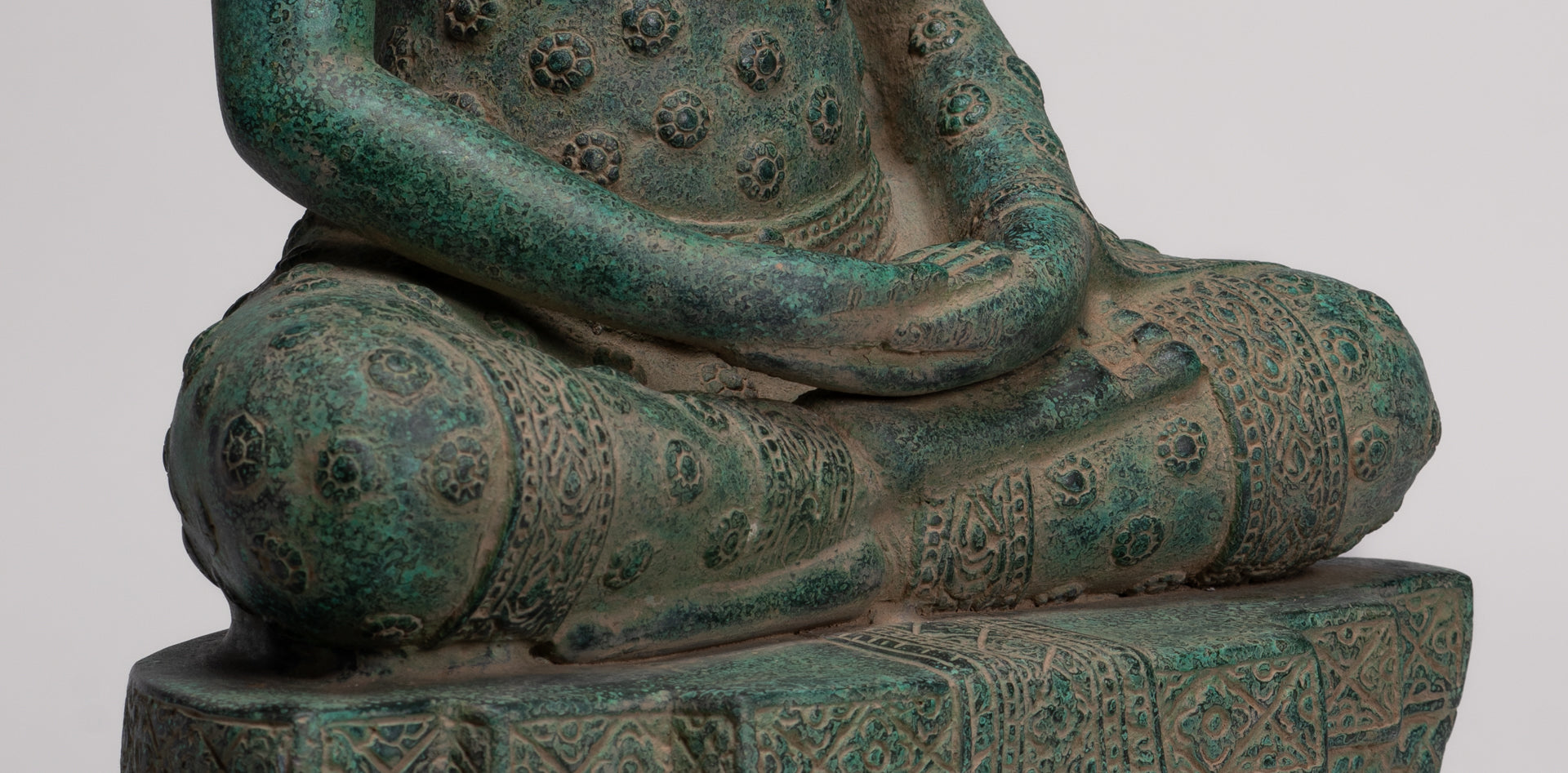 Buddha Statue - Antique Khmer Style Bronze Seated Amitabha Meditation Buddha Statue - 53cm/21"