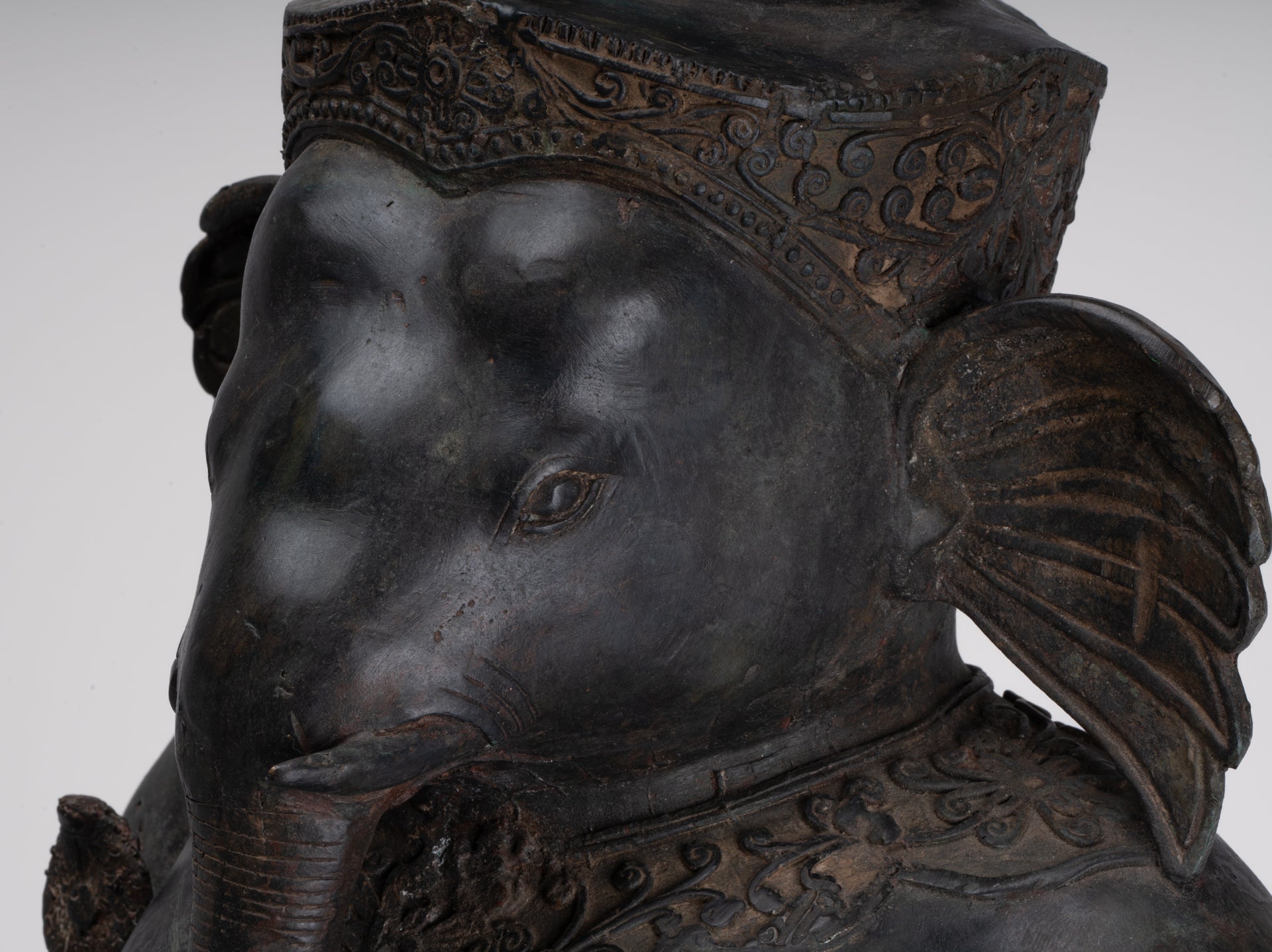 Ganesha Statue - Antique Thai Style Bronze Seated 2-Arm Ganesha Statue - 65cm/26"