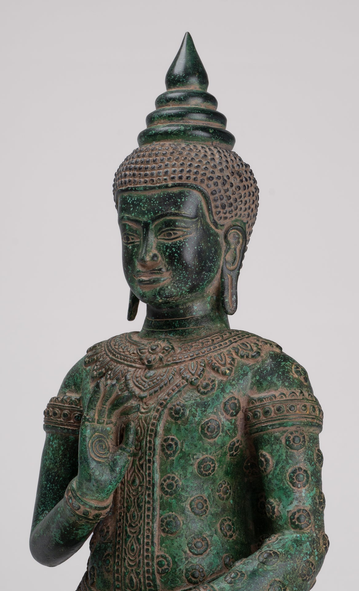 Buddha-Statue – antike Bronze-Buddha-Statue im Khmer-Stil, Dharmachakra-Lehr-Mudra – 36 cm.
