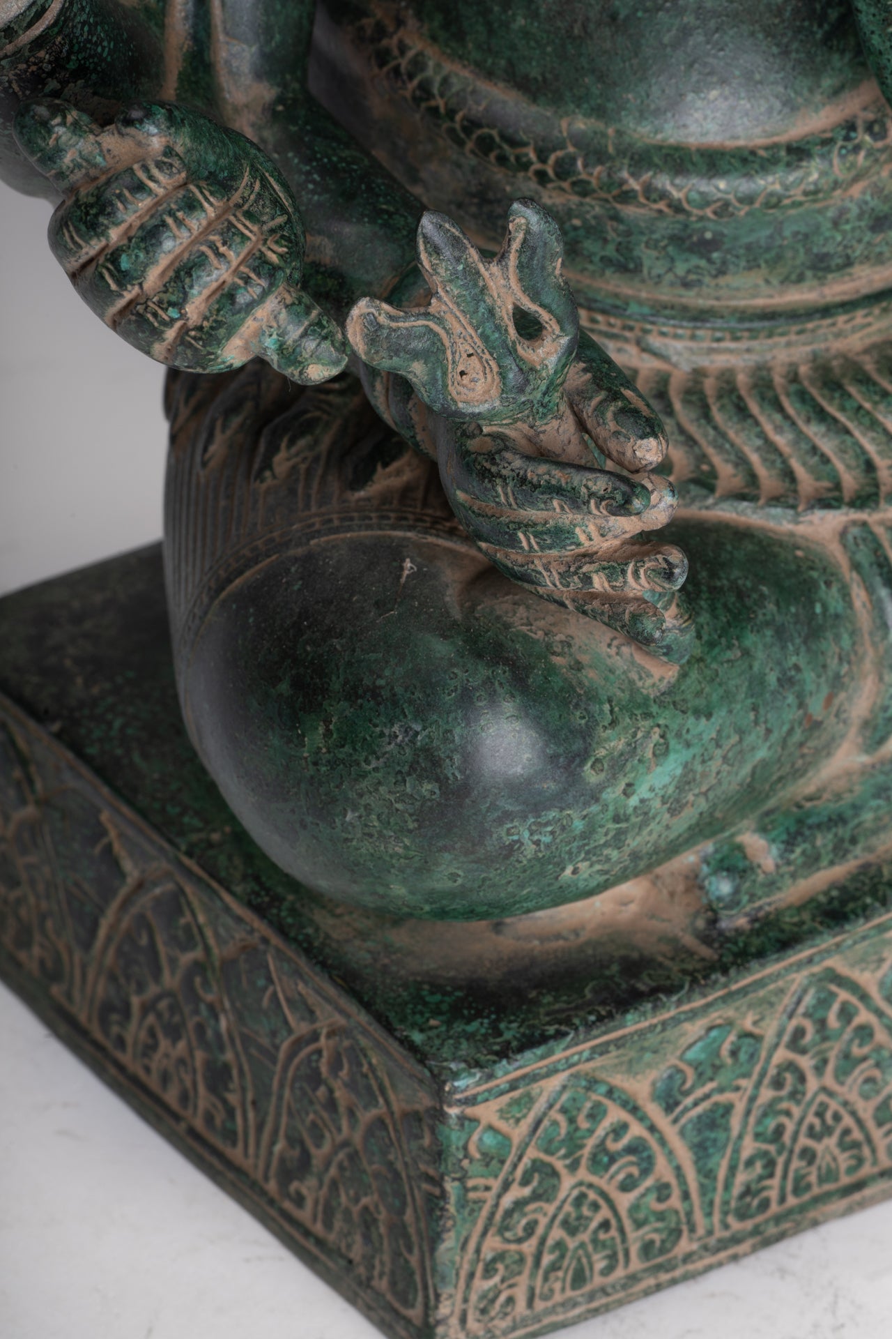 Ganesha Statue - Antique Khmer Style Enthroned Angkor Wat 8 Arm Ganesh Statue - 40cm/16"