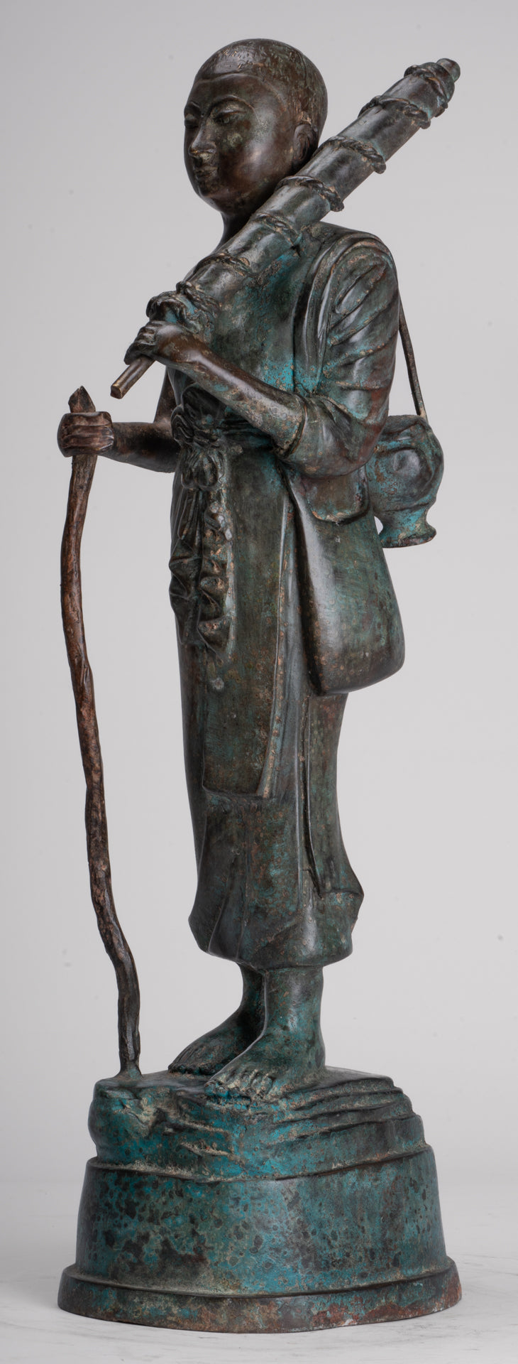 Mönch - Antike Thai -Stil Bronze Dvaravati Sīvali Anhänger / Schüler der Buddha -Statue - 57cm / 23 "