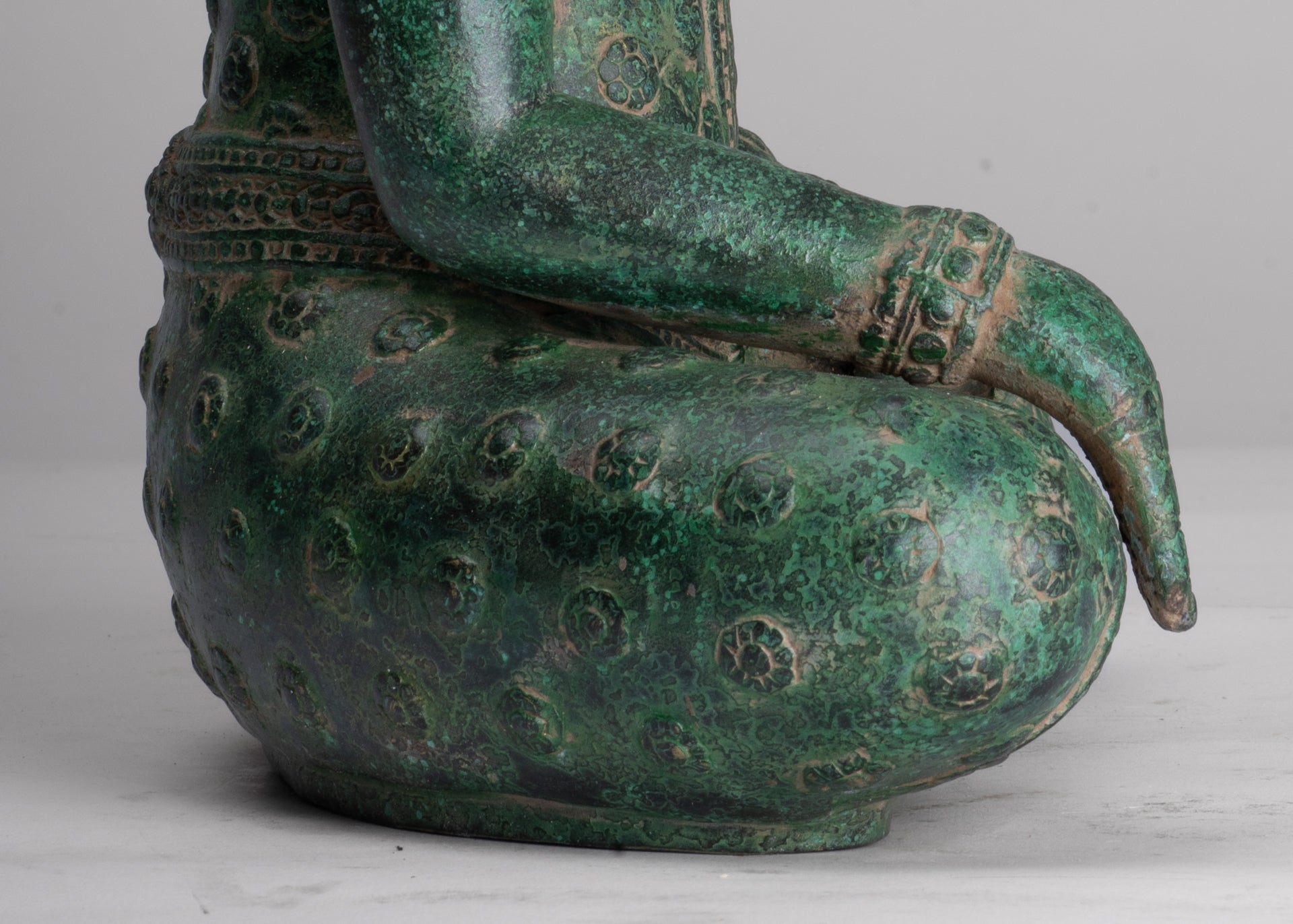 Buddha Statue - Antique Khmer Style Bronze Seated Enlightenment Buddha Statue - 37cm/15"