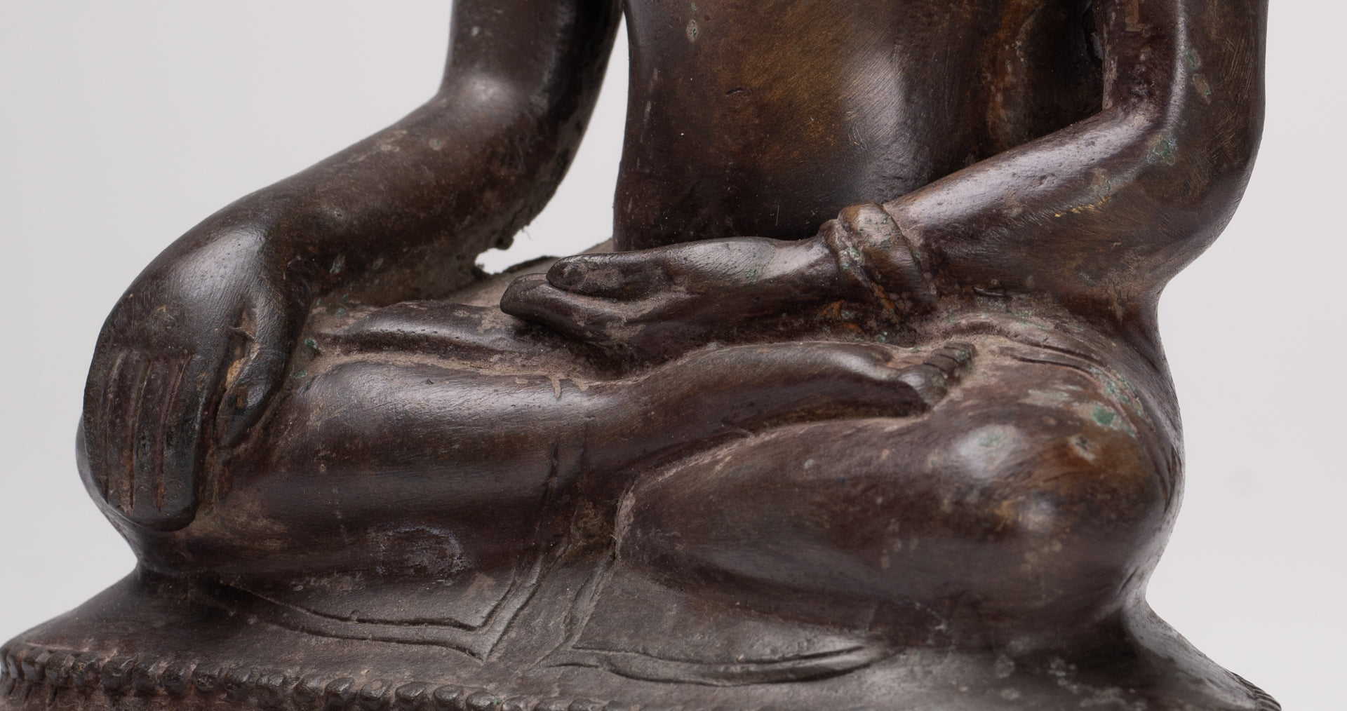 Buddha Statue - Antique Thai Style Bronze Chiang Saen Enlightenment Buddha Statue - 24cm/10"