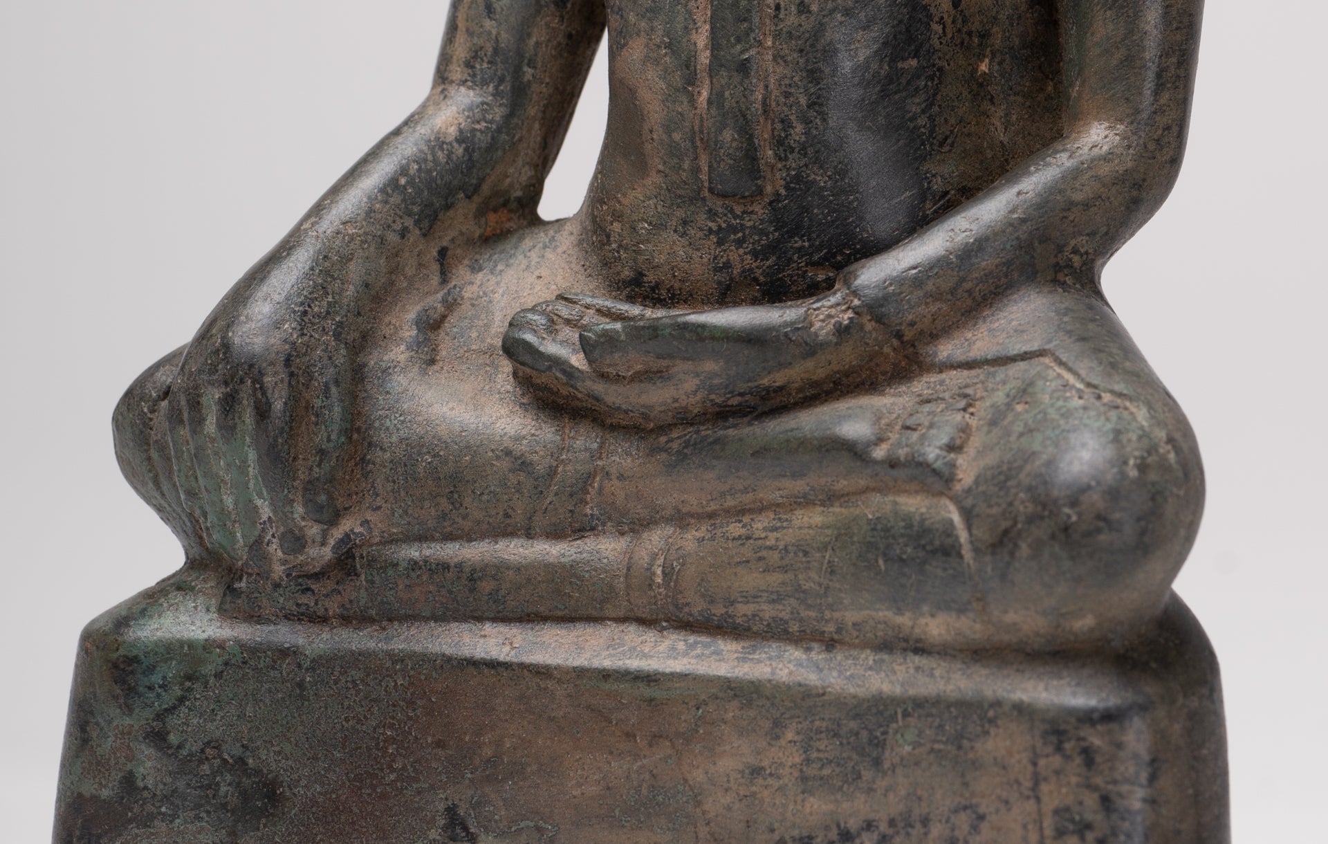 Buddha Statue - Antique U Thong Style Bronze Enlightenment Buddha Statue - 24cm/10"