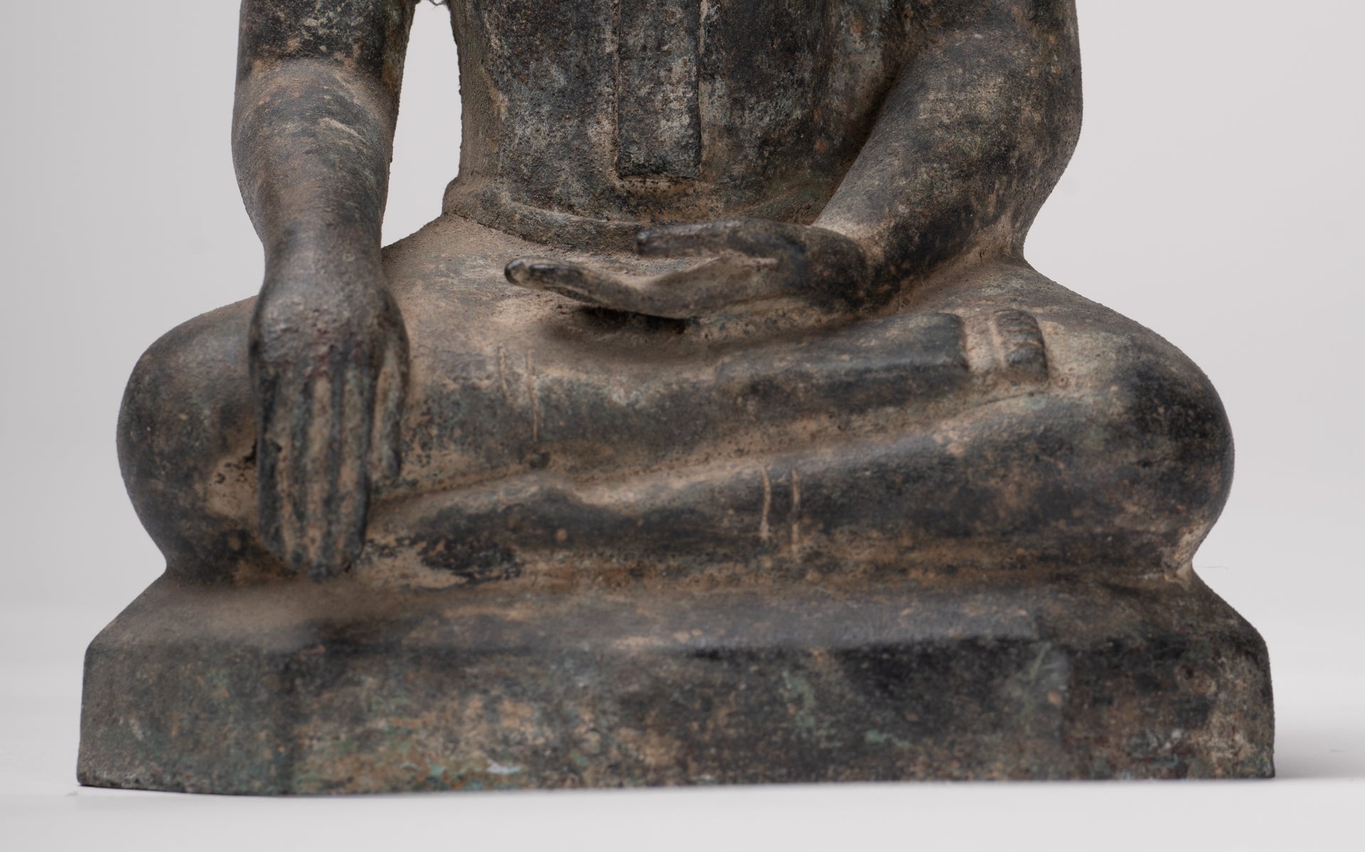 Buddha Statue - Antique U Thong Style Bronze Enlightenment Buddha Statue - 23.5cm/9"